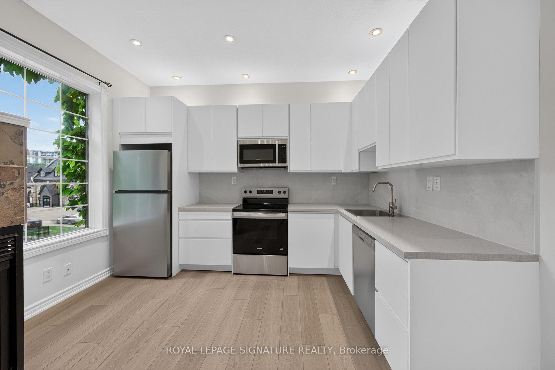 Photo 5 of Unit 3, 21 West Avenue S, Hamilton, Corktown — HOMEH