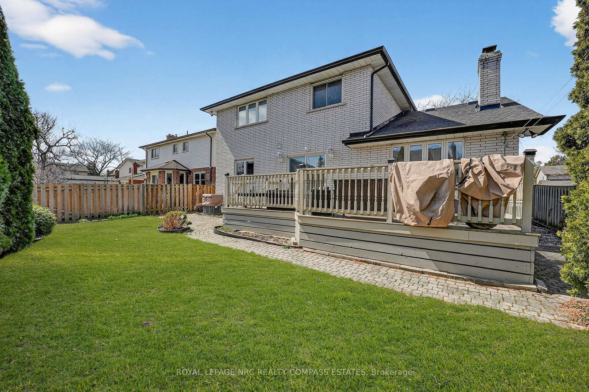 Photo 37 of 36 Chancery Circle, St. Catharines, Vine/Linwell — HOMEH