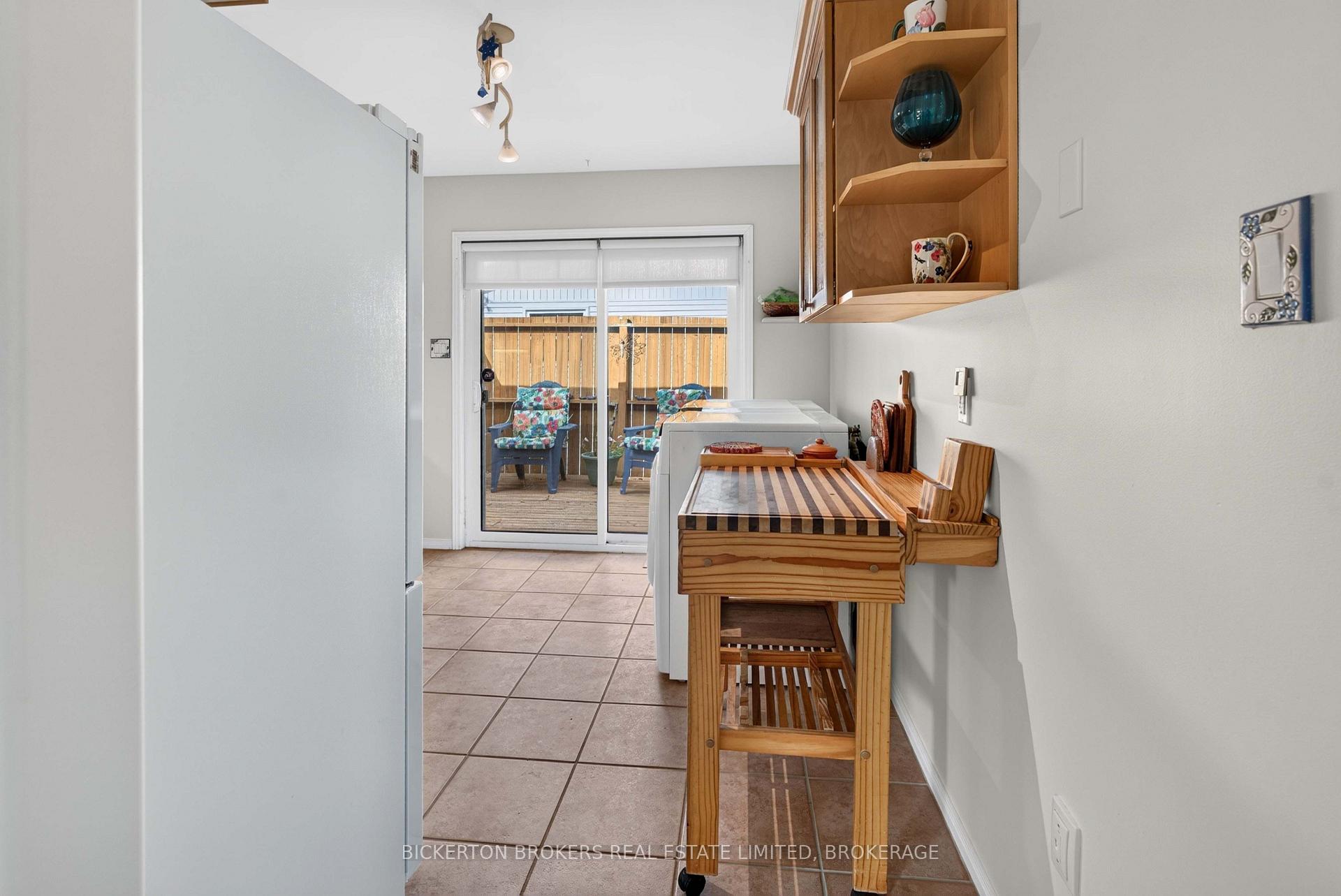 Photo 16 of 354 Oak Street, Gananoque, Gananoque — HOMEH