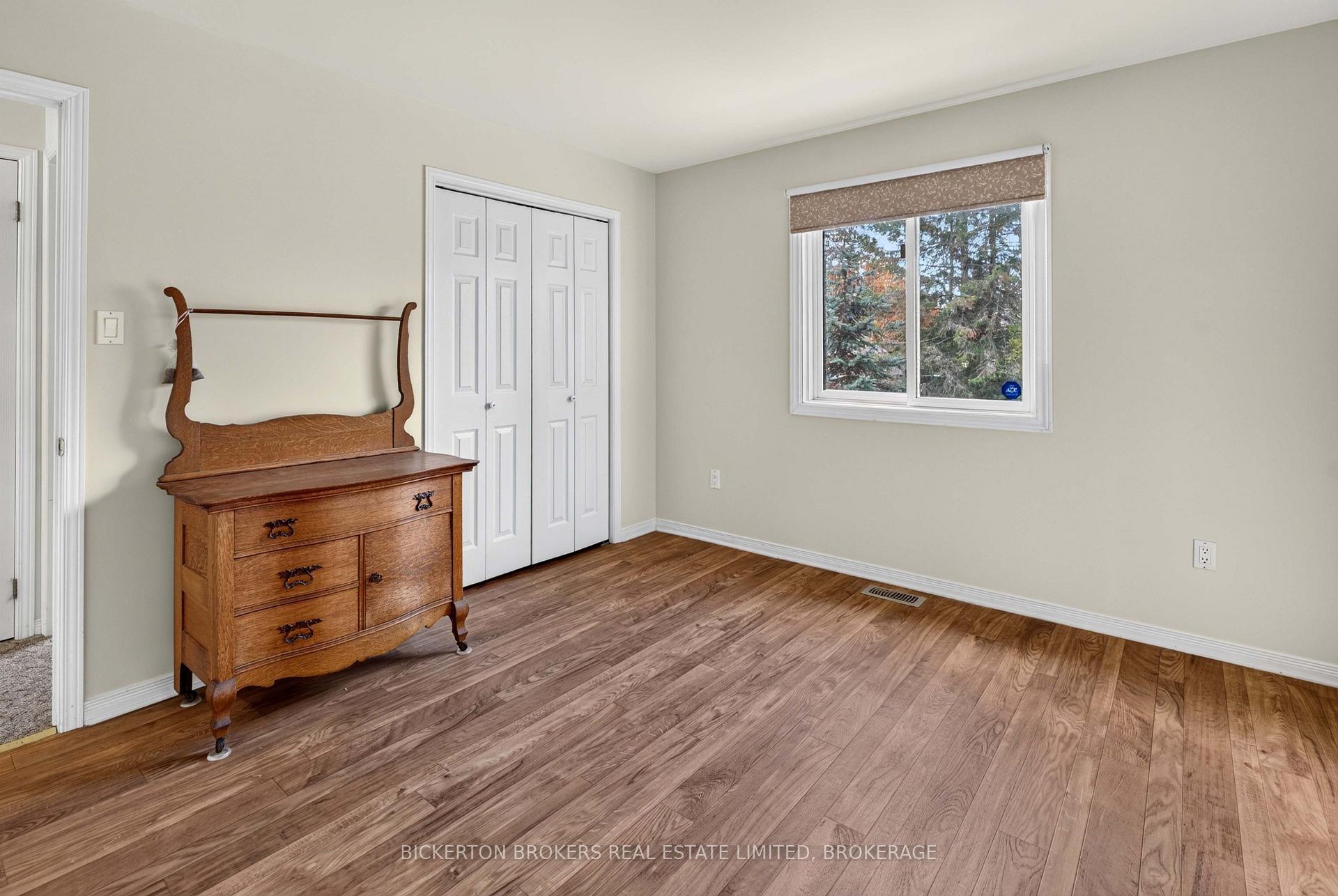 Photo 23 of 354 Oak Street, Gananoque, Gananoque — HOMEH