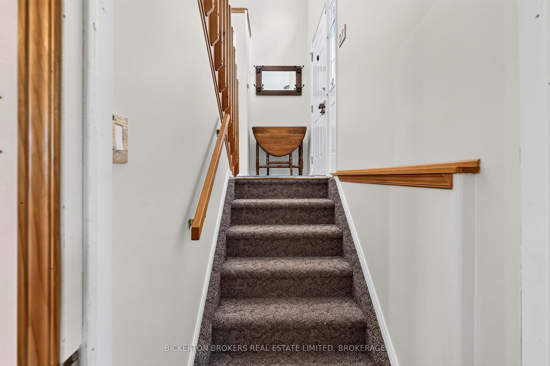 Photo 44 of 354 Oak Street, Gananoque, Gananoque — HOMEH