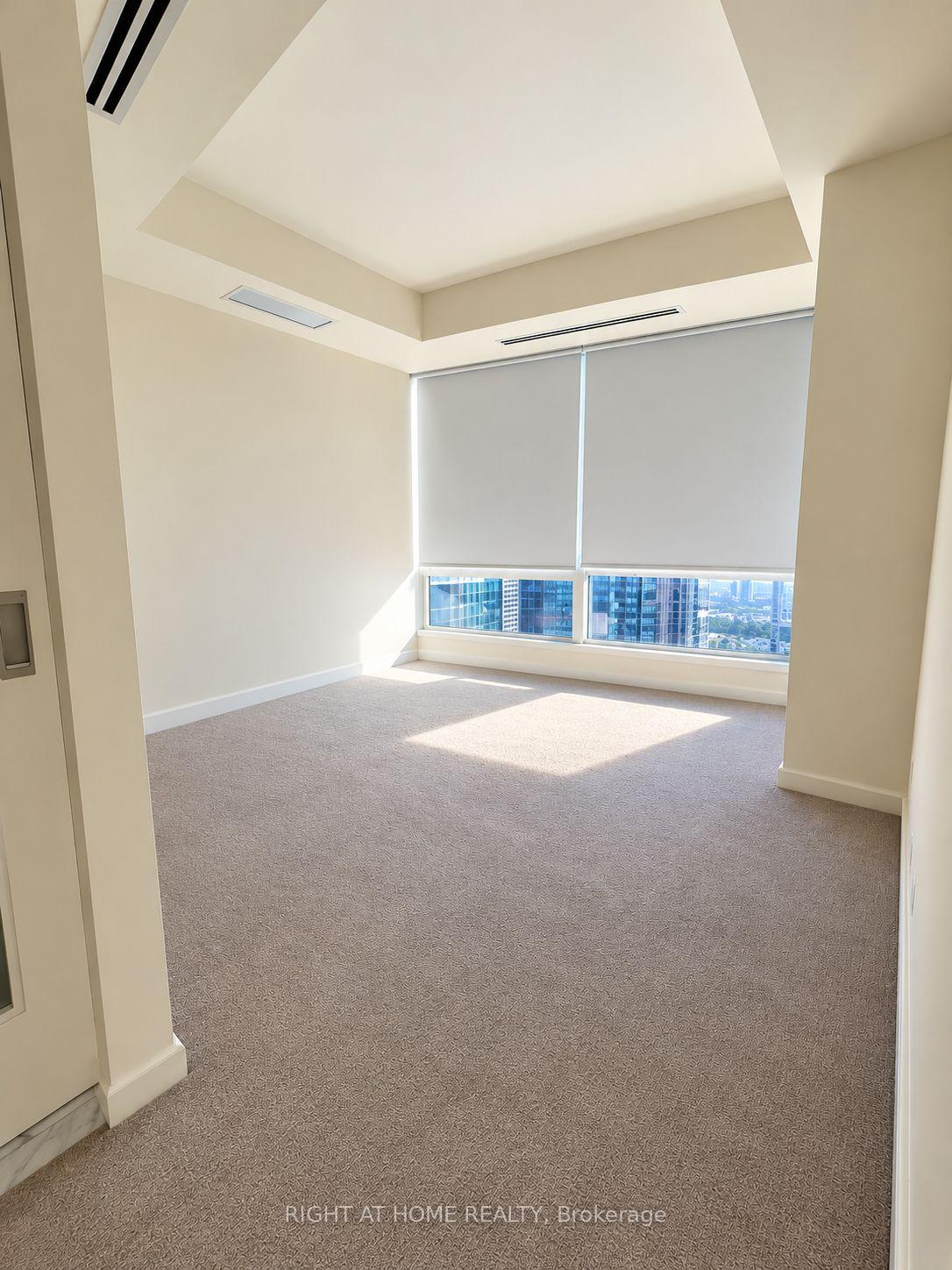 Photo 8 of Unit 4102, 180 University Avenue, Toronto, Bay Street Corridor — HOMEH