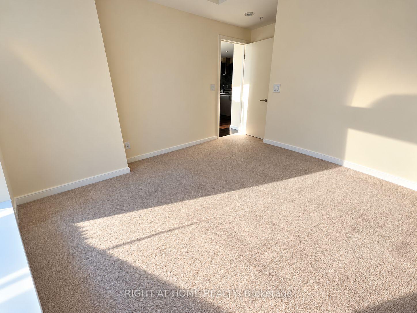 Photo 9 of Unit 4102, 180 University Avenue, Toronto, Bay Street Corridor — HOMEH