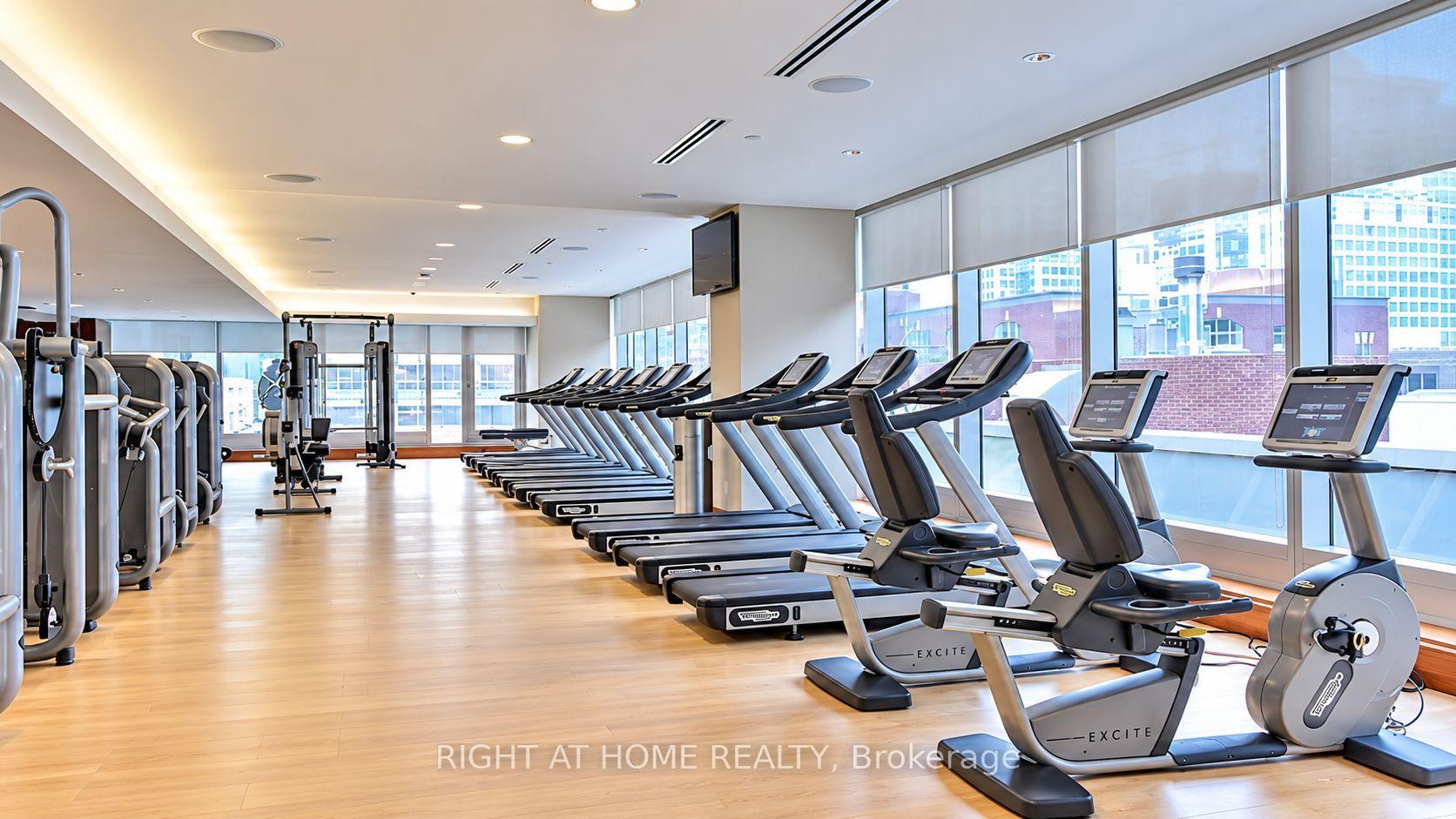 Photo 14 of Unit 4102, 180 University Avenue, Toronto, Bay Street Corridor — HOMEH