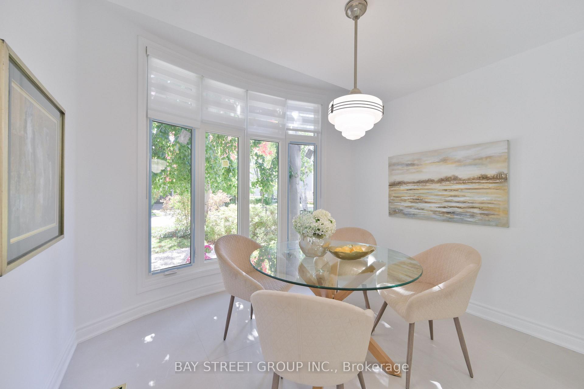 Photo 12 of 50 Owen Boulevard, North York, St. Andrew-Windfields — HOMEH