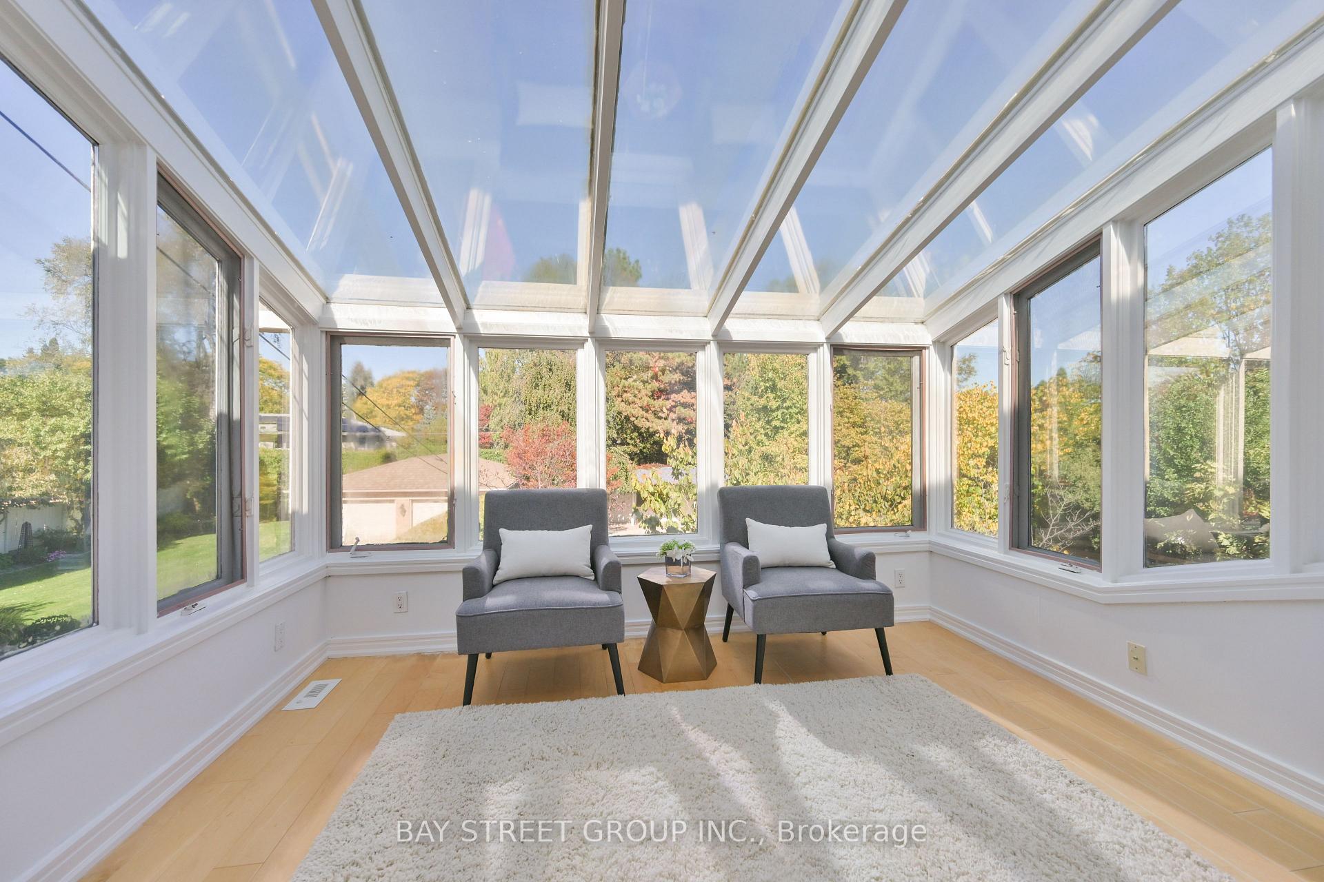 Photo 20 of 50 Owen Boulevard, North York, St. Andrew-Windfields — HOMEH