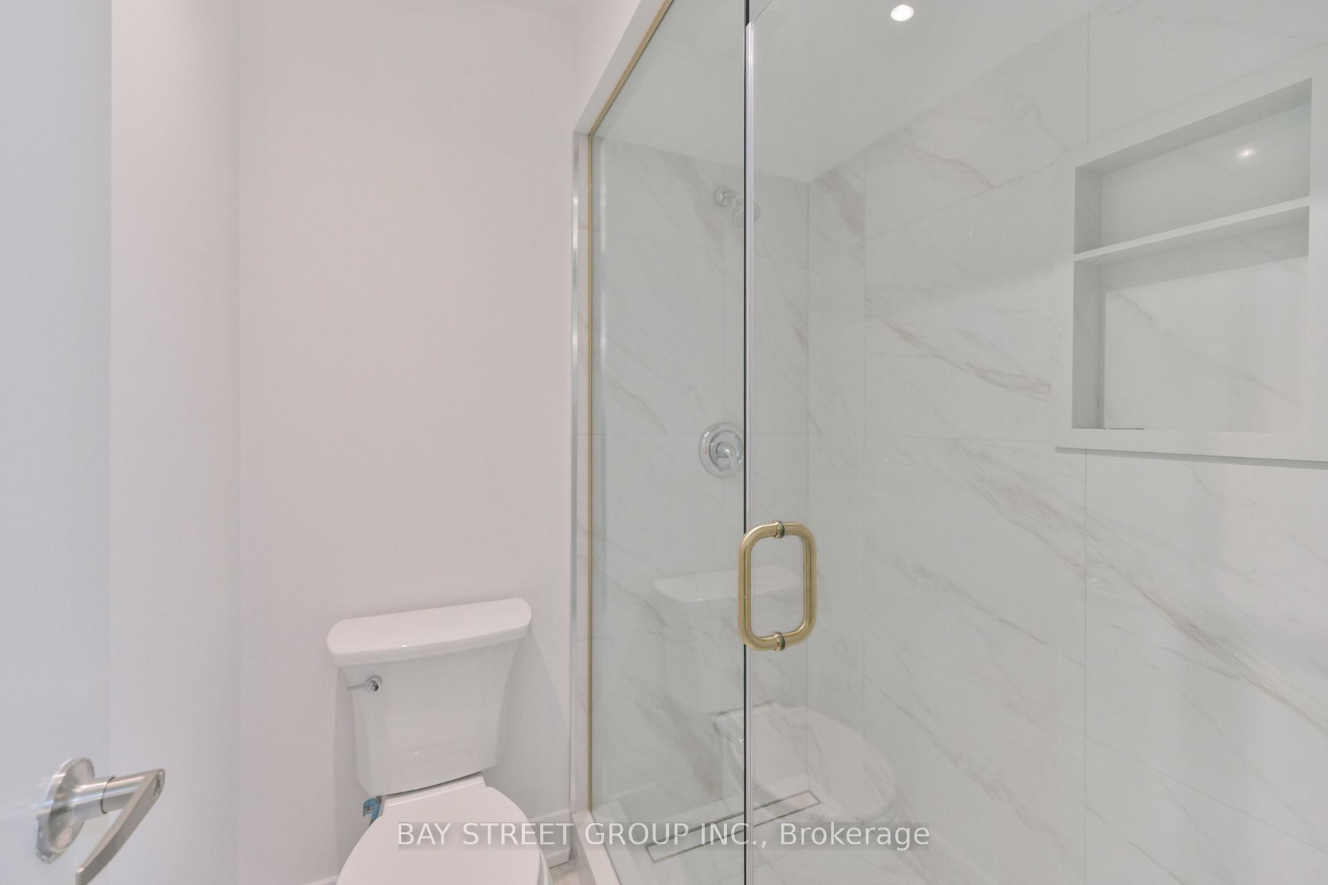 Photo 28 of 50 Owen Boulevard, North York, St. Andrew-Windfields — HOMEH