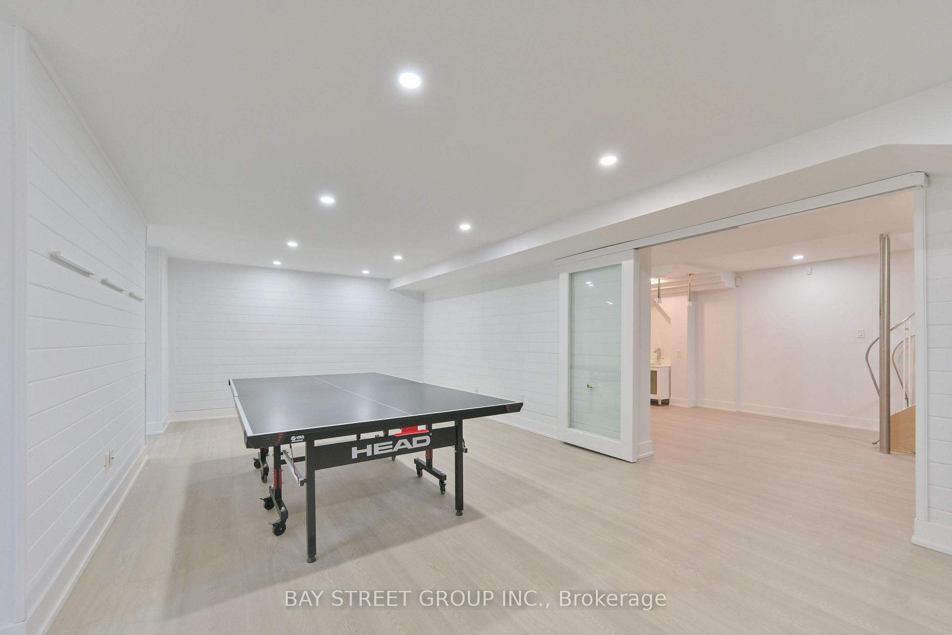 Photo 36 of 50 Owen Boulevard, North York, St. Andrew-Windfields — HOMEH