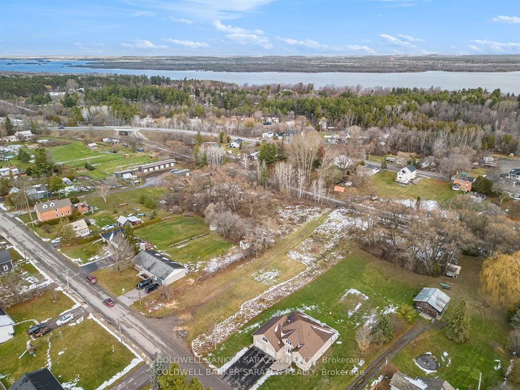 Photo 20 of 115 Poole Street, McNab/Braeside, Mcnab/Braeside Twps — HOMEH