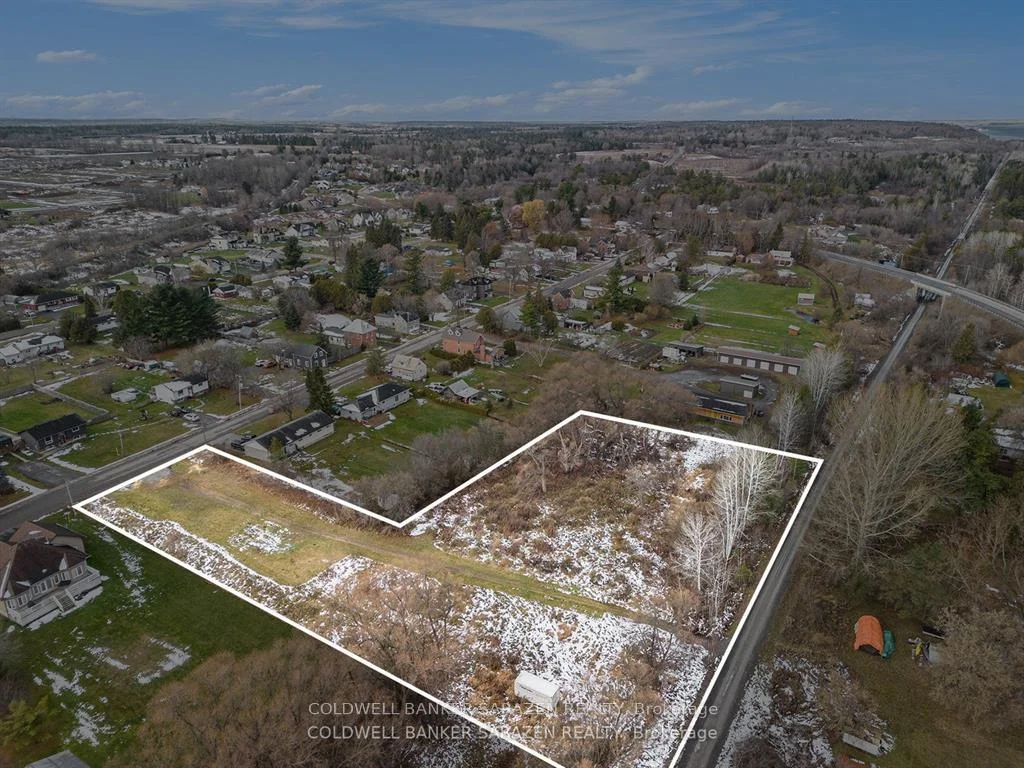 Photo 23 of 115 Poole Street, McNab/Braeside, Mcnab/Braeside Twps — HOMEH