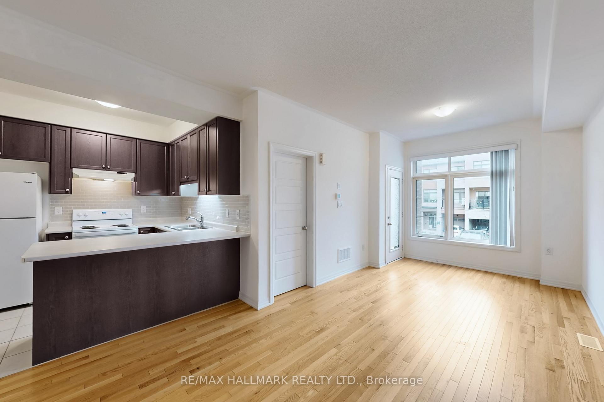Photo 2 of 106 Bravo Lane, Newmarket, Woodland Hill — HOMEH