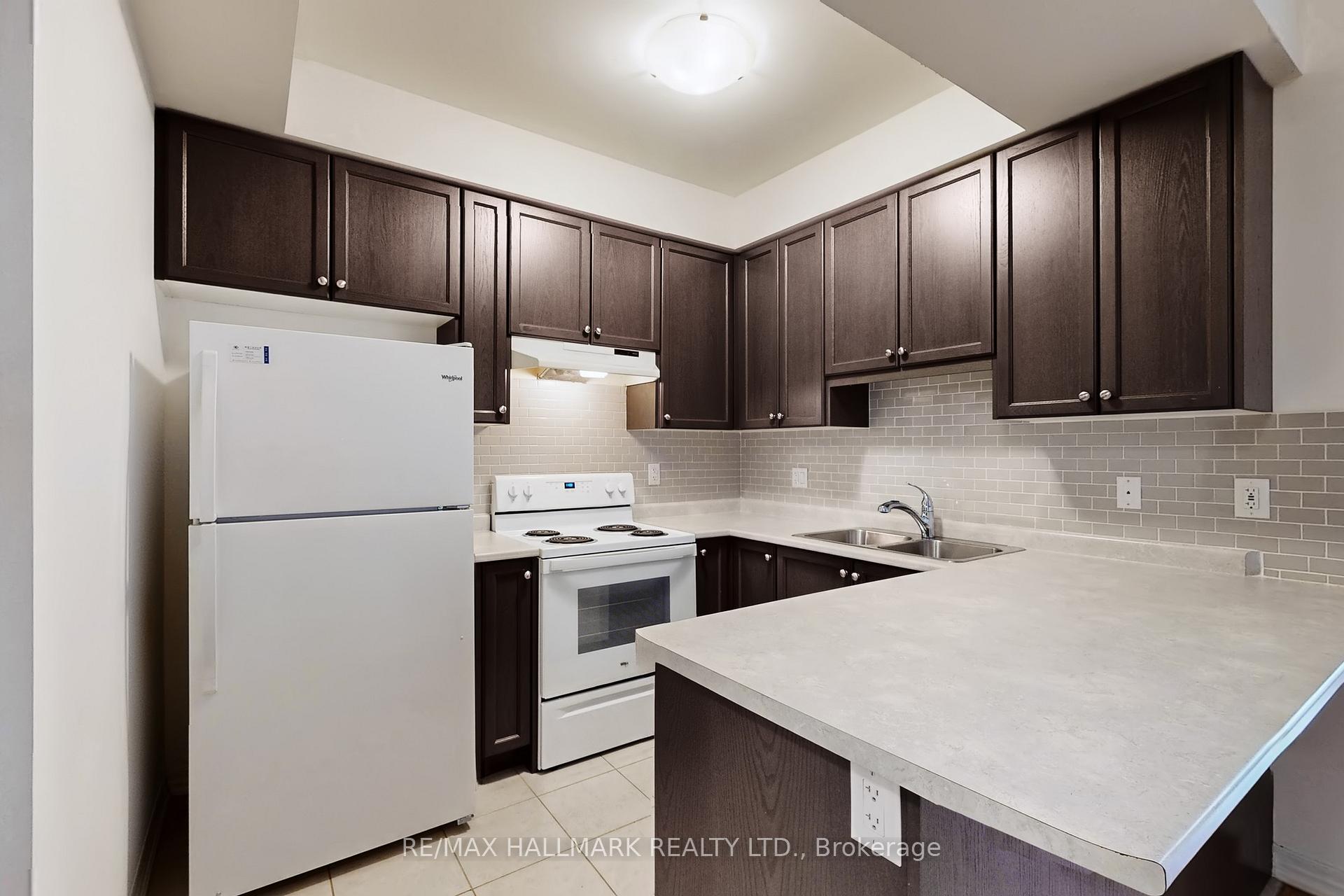 Photo 10 of 106 Bravo Lane, Newmarket, Woodland Hill — HOMEH