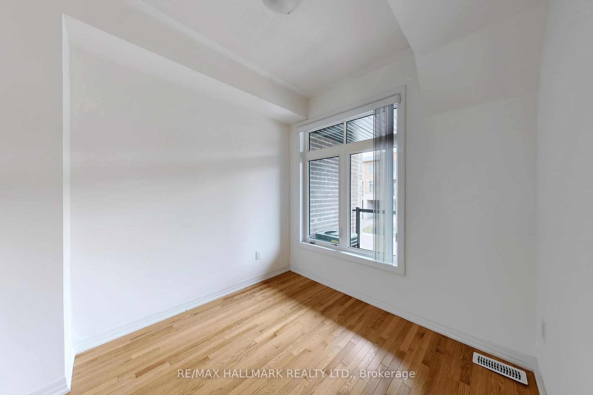 Photo 15 of 106 Bravo Lane, Newmarket, Woodland Hill — HOMEH