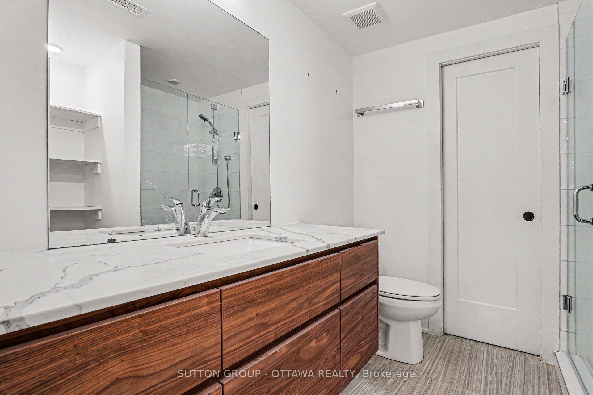 Photo 12 of Unit B, 17 Lotta Avenue, Ottawa, Meadowlands/St. Claire Gardens — HOMEH