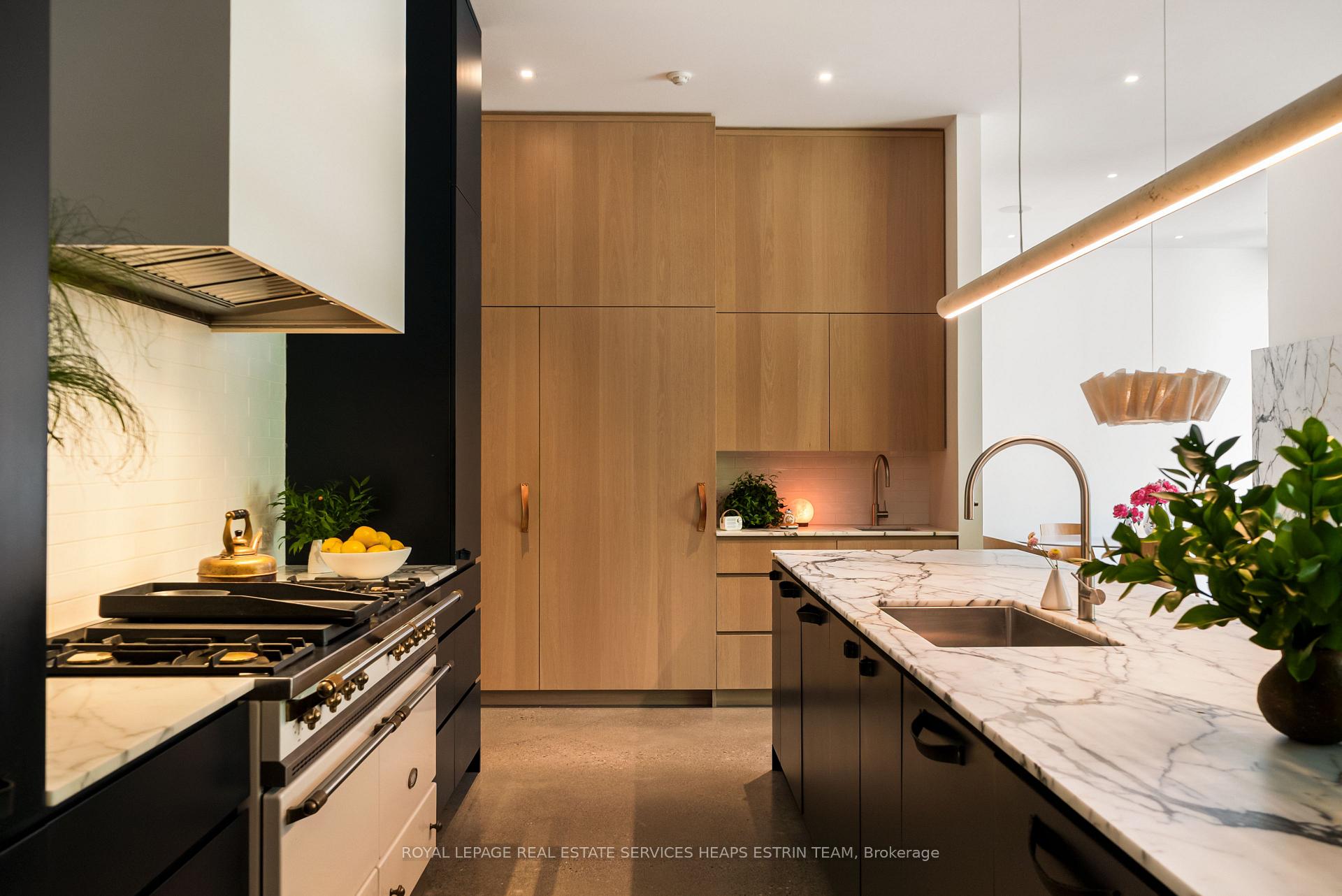Photo 12 of 442 Heath Street E, Toronto, Leaside — HOMEH