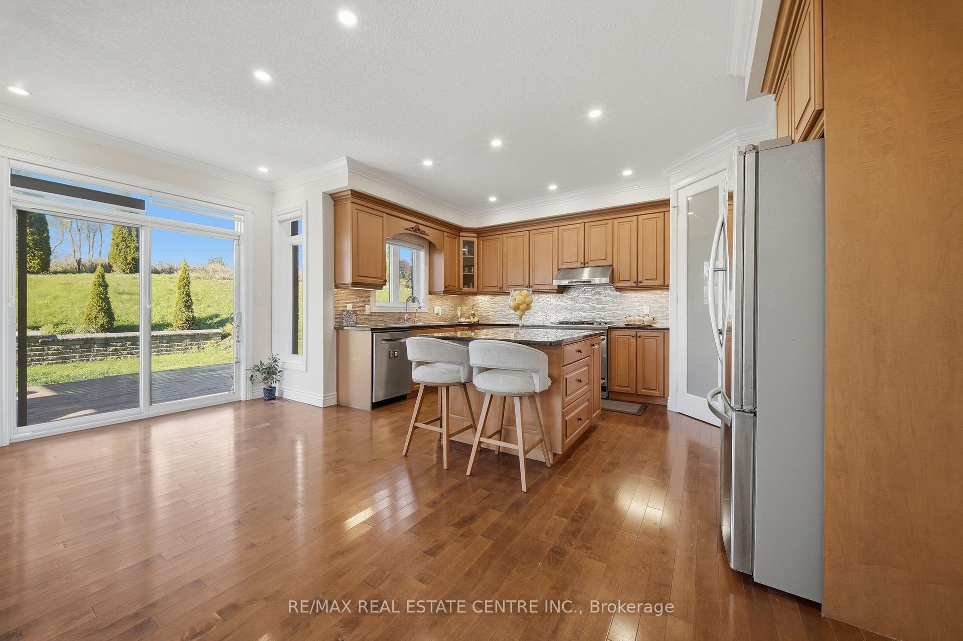 Photo 13 of 509 St Moritz Avenue, Waterloo, Clair Hills — HOMEH