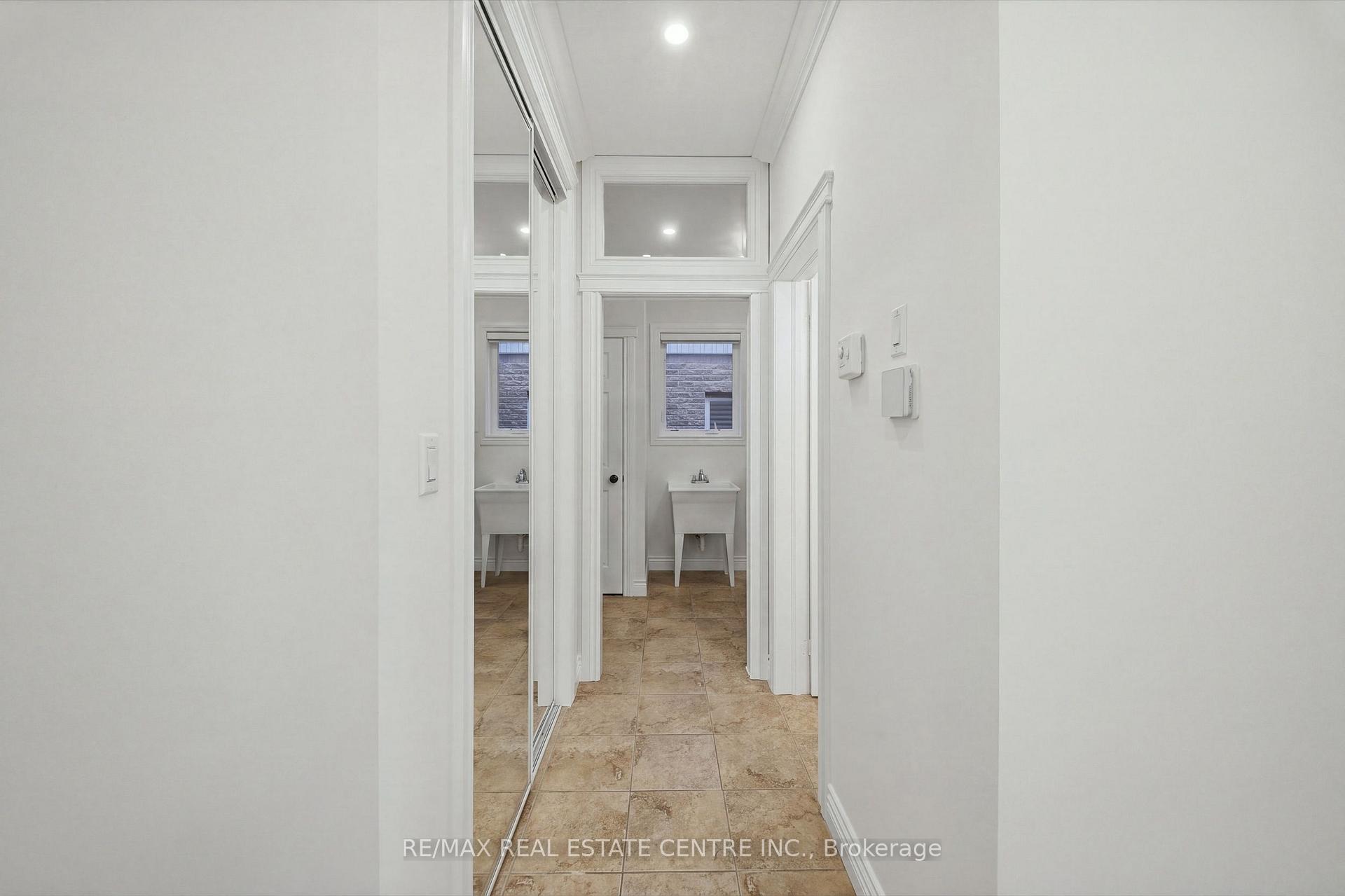 Photo 20 of 509 St Moritz Avenue, Waterloo, Clair Hills — HOMEH