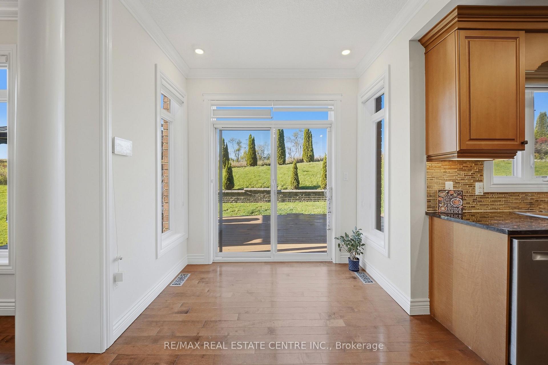 Photo 26 of 509 St Moritz Avenue, Waterloo, Clair Hills — HOMEH