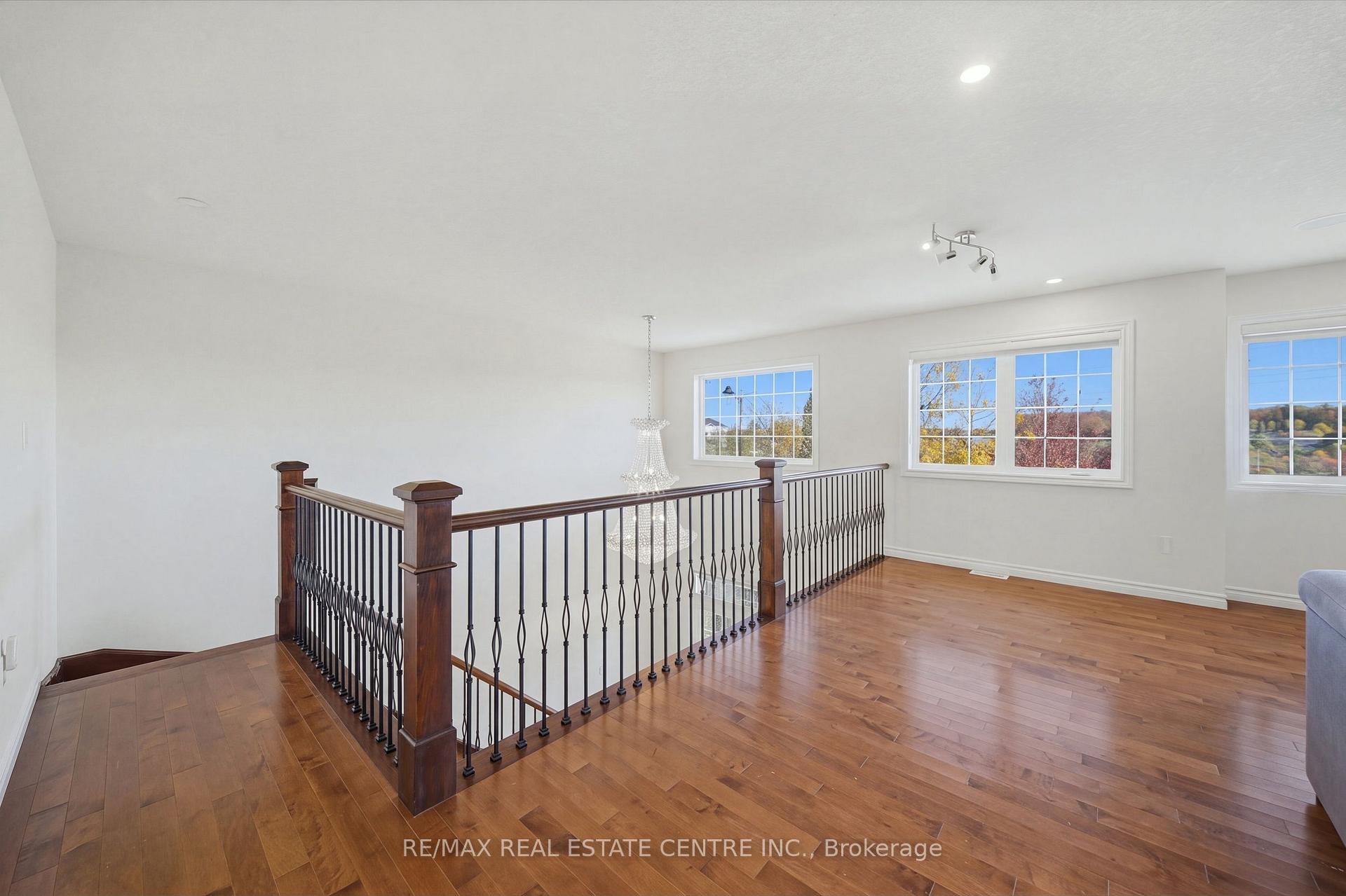 Photo 28 of 509 St Moritz Avenue, Waterloo, Clair Hills — HOMEH