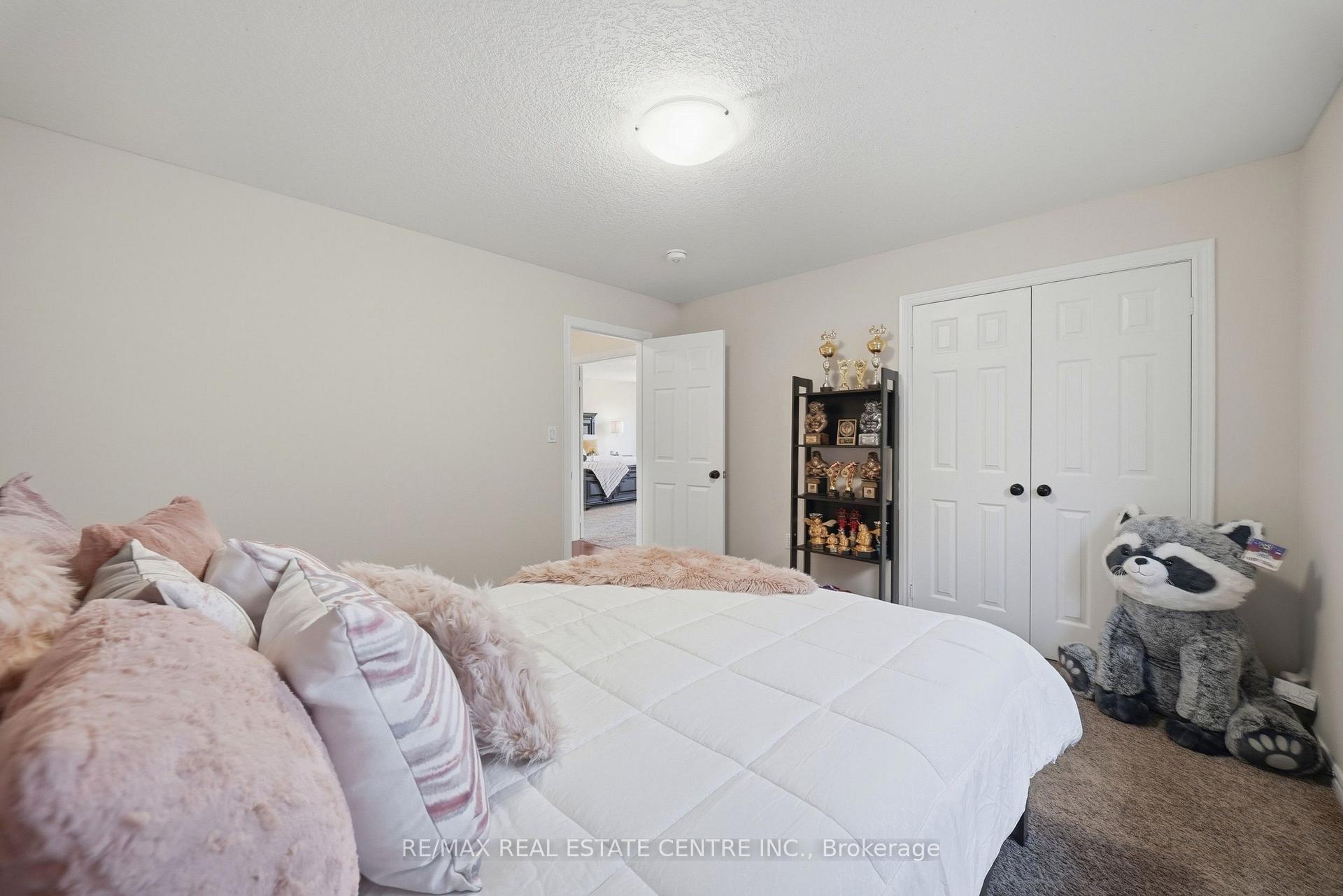 Photo 40 of 509 St Moritz Avenue, Waterloo, Clair Hills — HOMEH