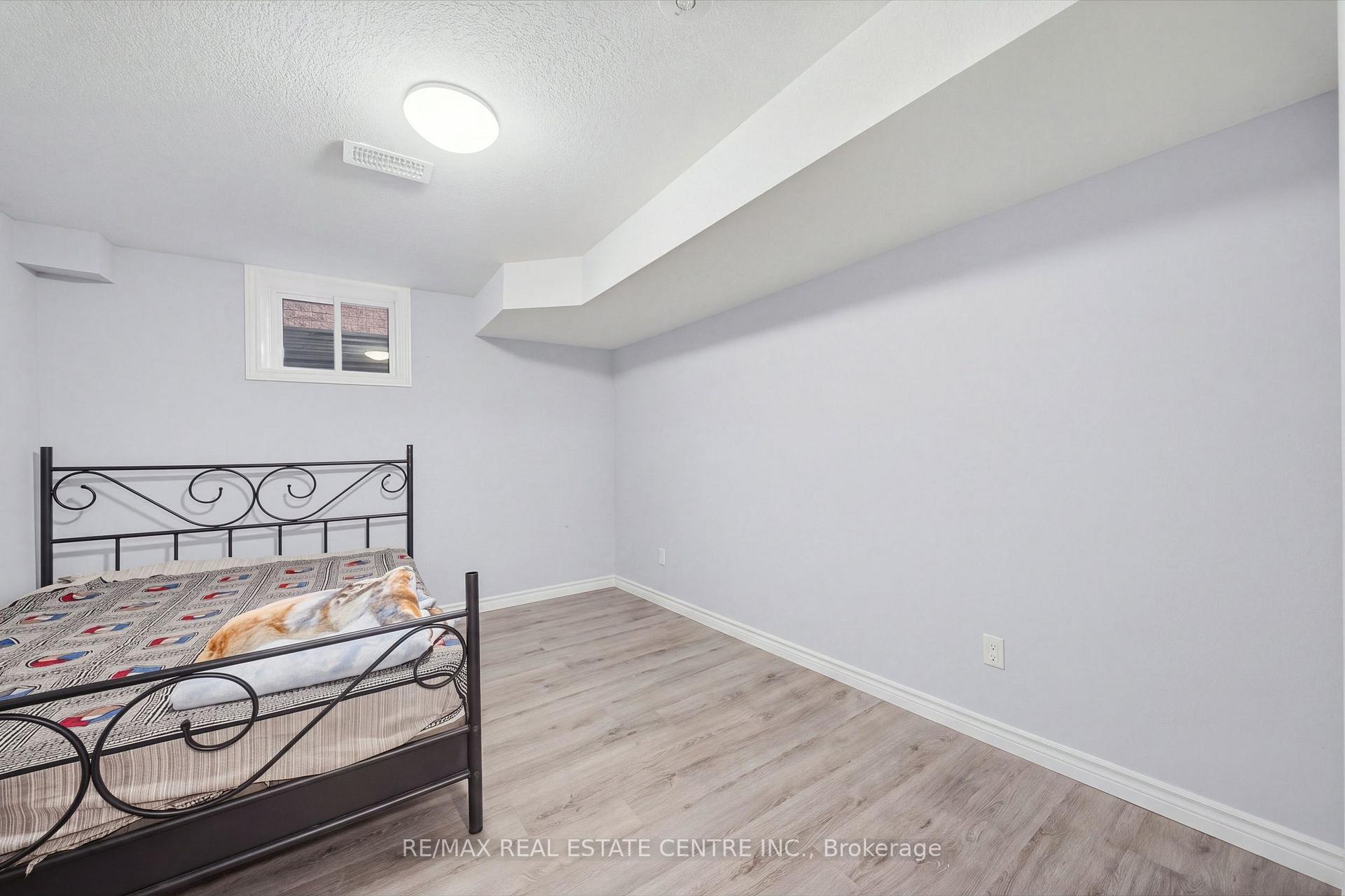 Photo 46 of 509 St Moritz Avenue, Waterloo, Clair Hills — HOMEH
