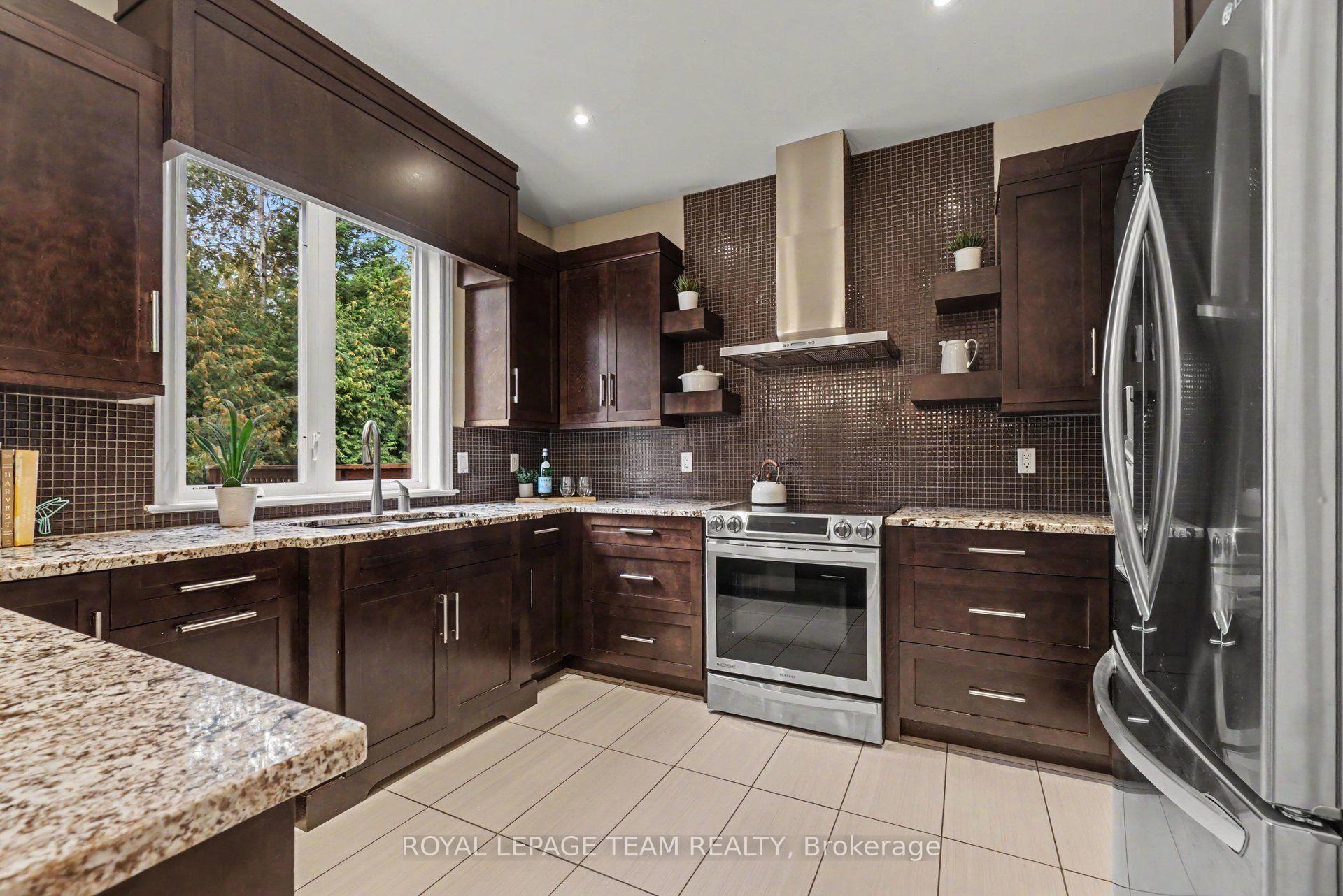 Photo 16 of 152 West Ridge Drive, Ottawa, Stittsville (Central) — HOMEH
