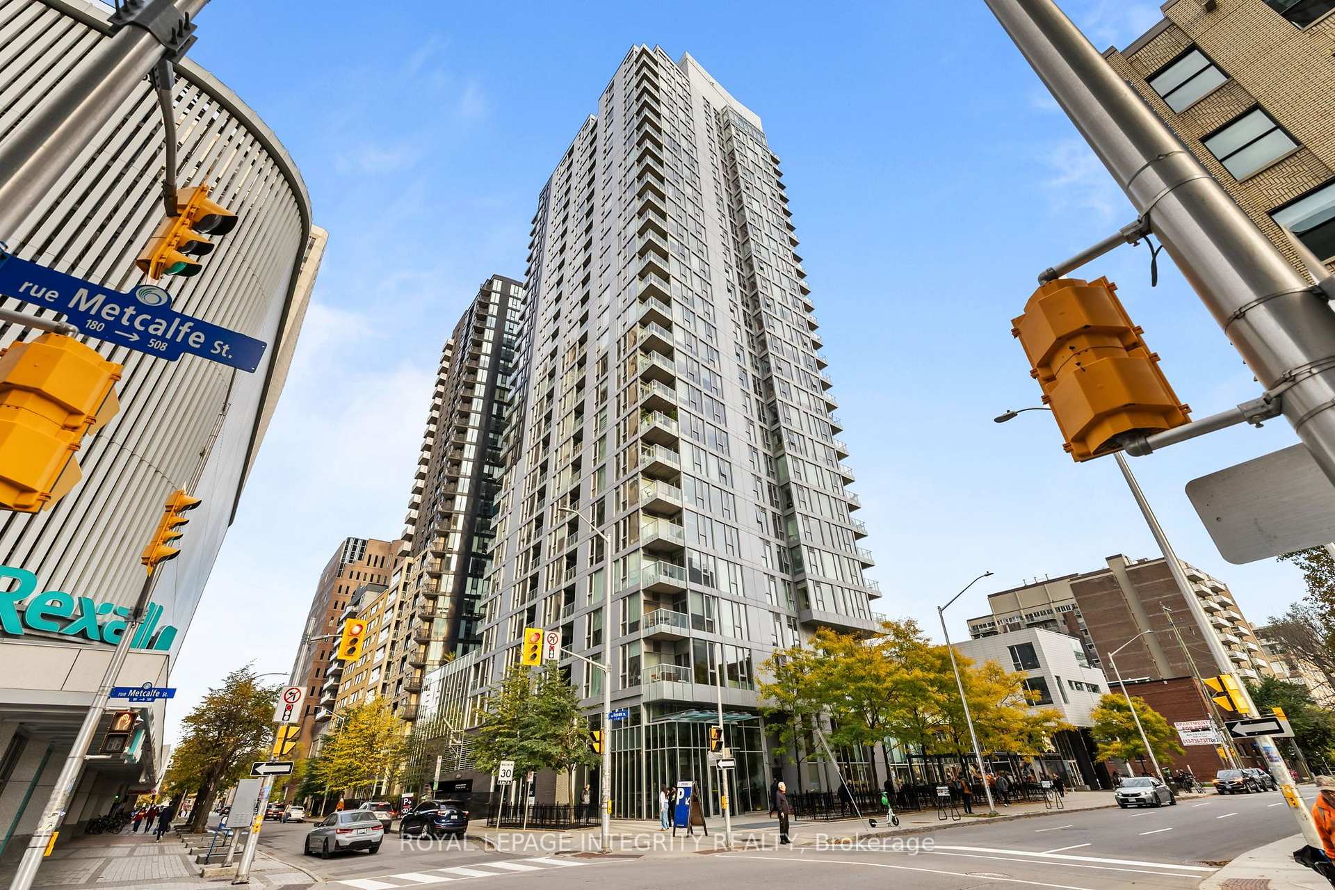 Photo of Unit 1004, 179 Metcalfe Street