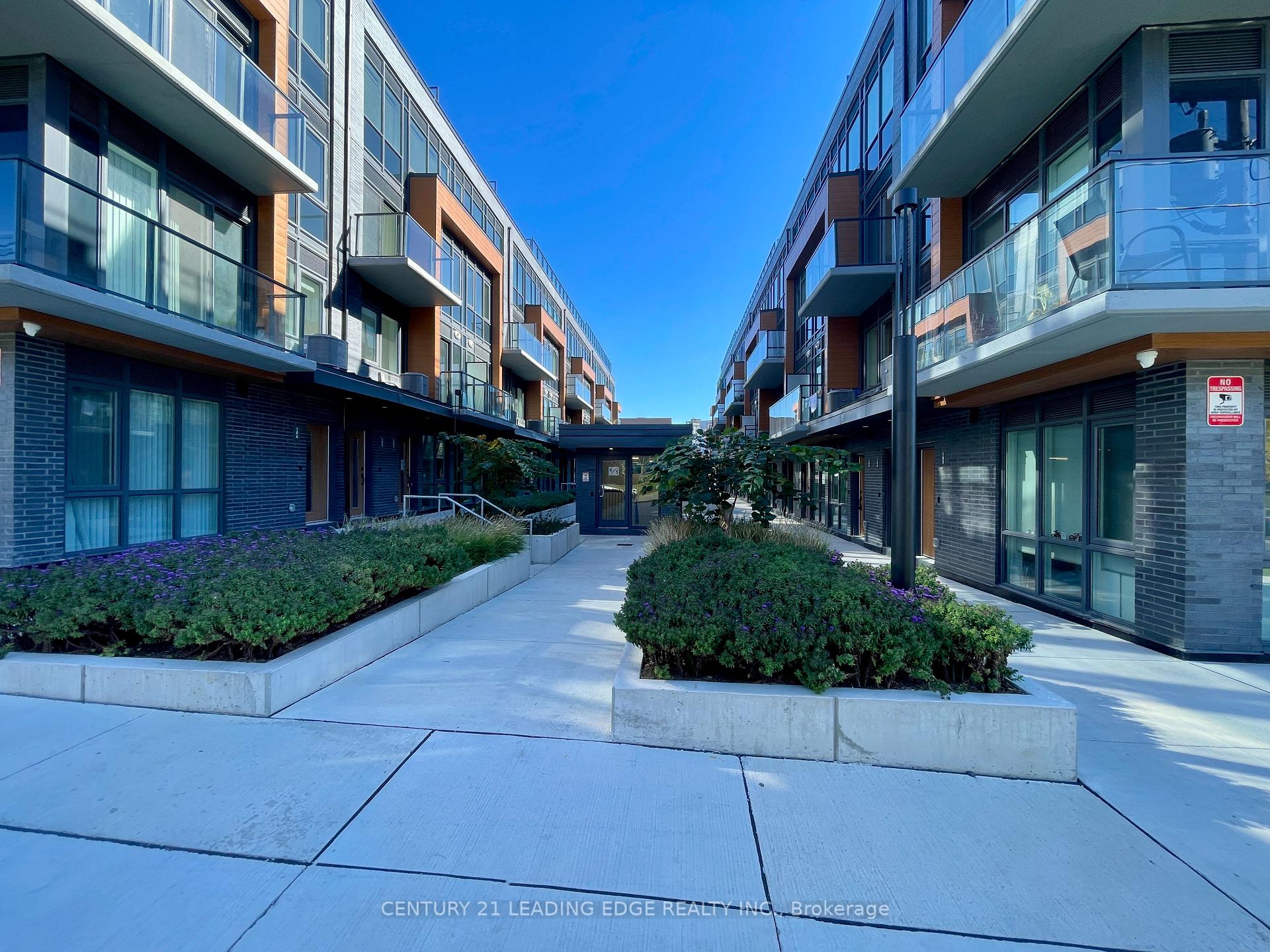 Photo 3 of Unit 117, 69 Curlew Drive, North York, Parkwoods-Donalda — HOMEH
