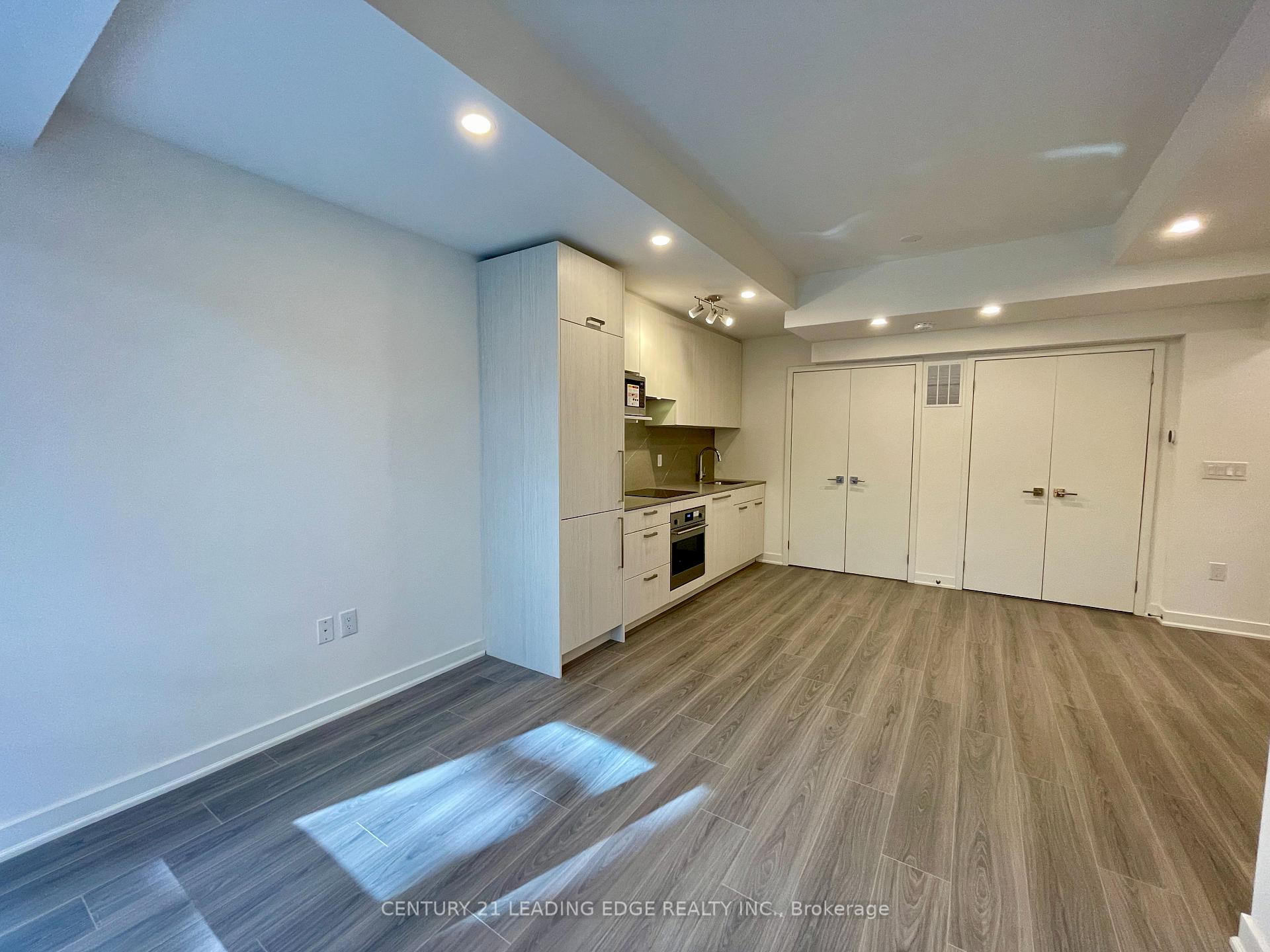 Photo 6 of Unit 117, 69 Curlew Drive, North York, Parkwoods-Donalda — HOMEH