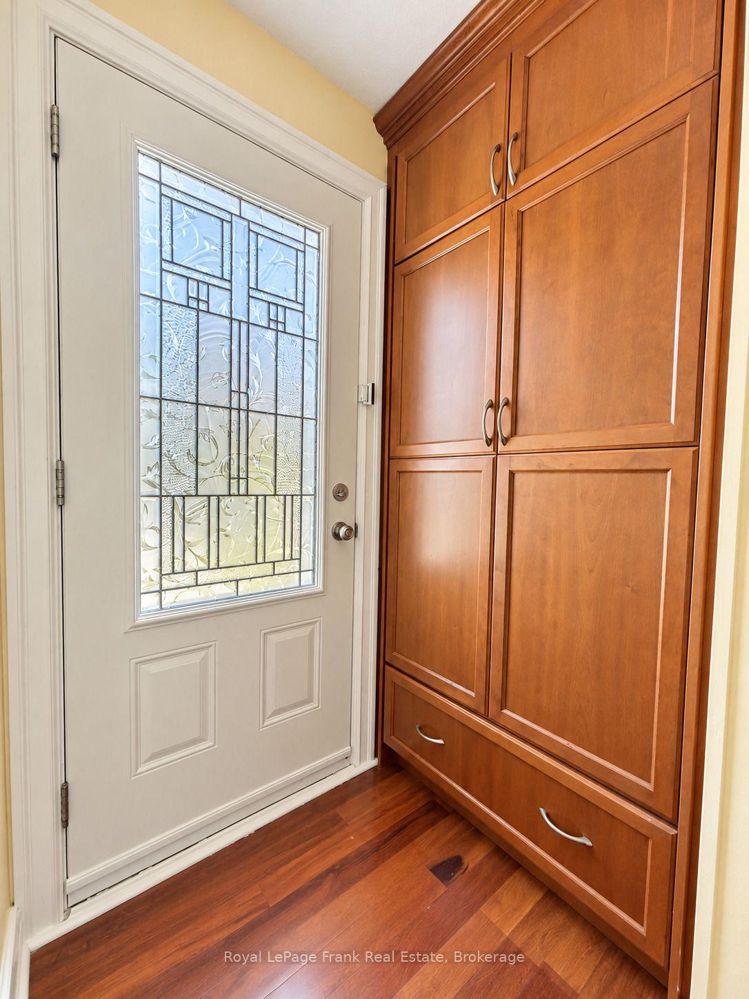 Photo 3 of 66 Admiral Road, Ajax, South East — HOMEH