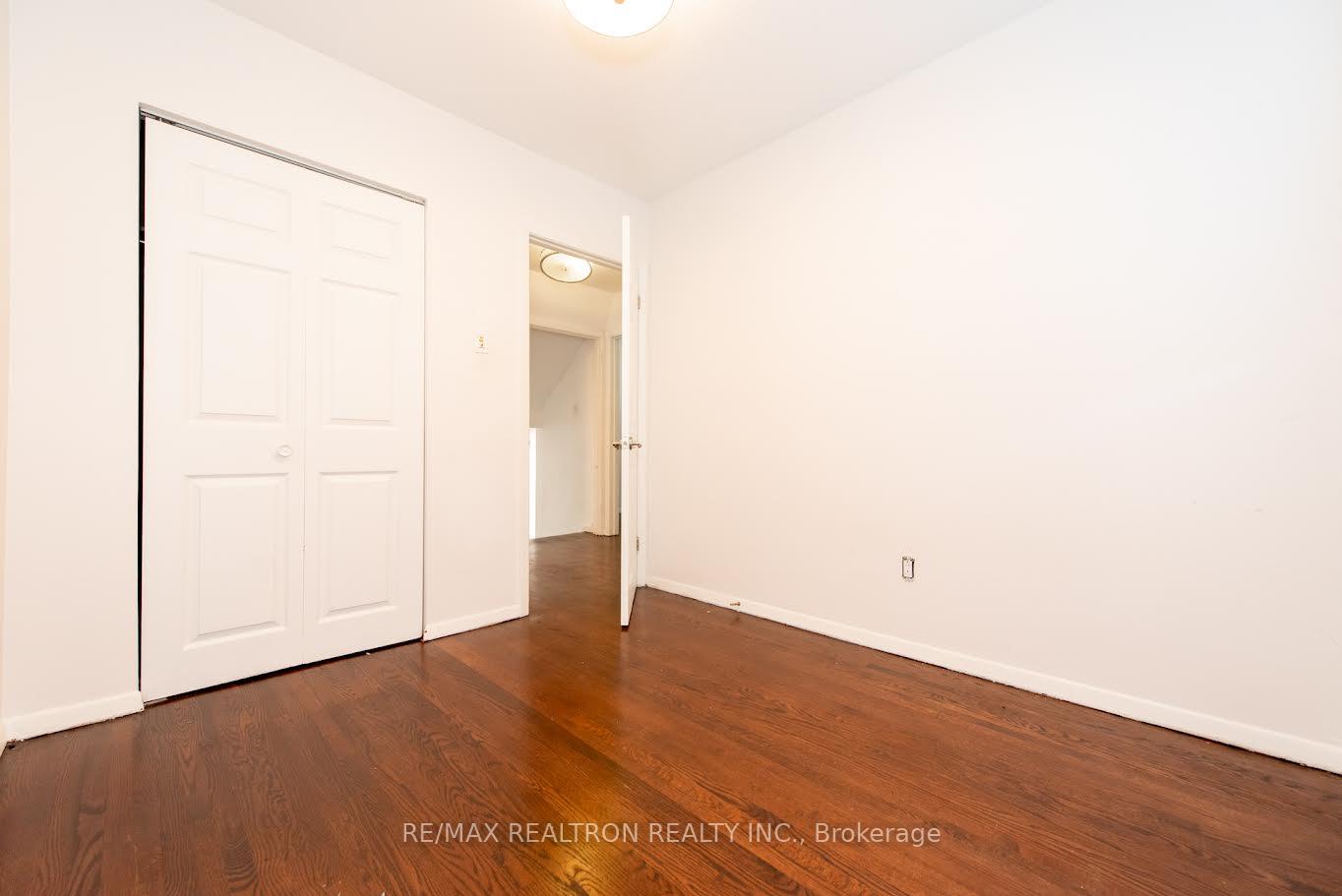 Photo 14 of 60 Northwood Drive, Brampton, Northwood Park — HOMEH