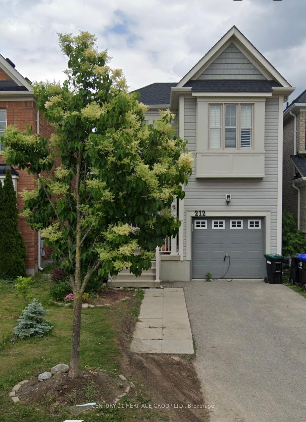 Photo of Unit Upper Level, Main & 2nd, 212 Armstrong Crescent E
