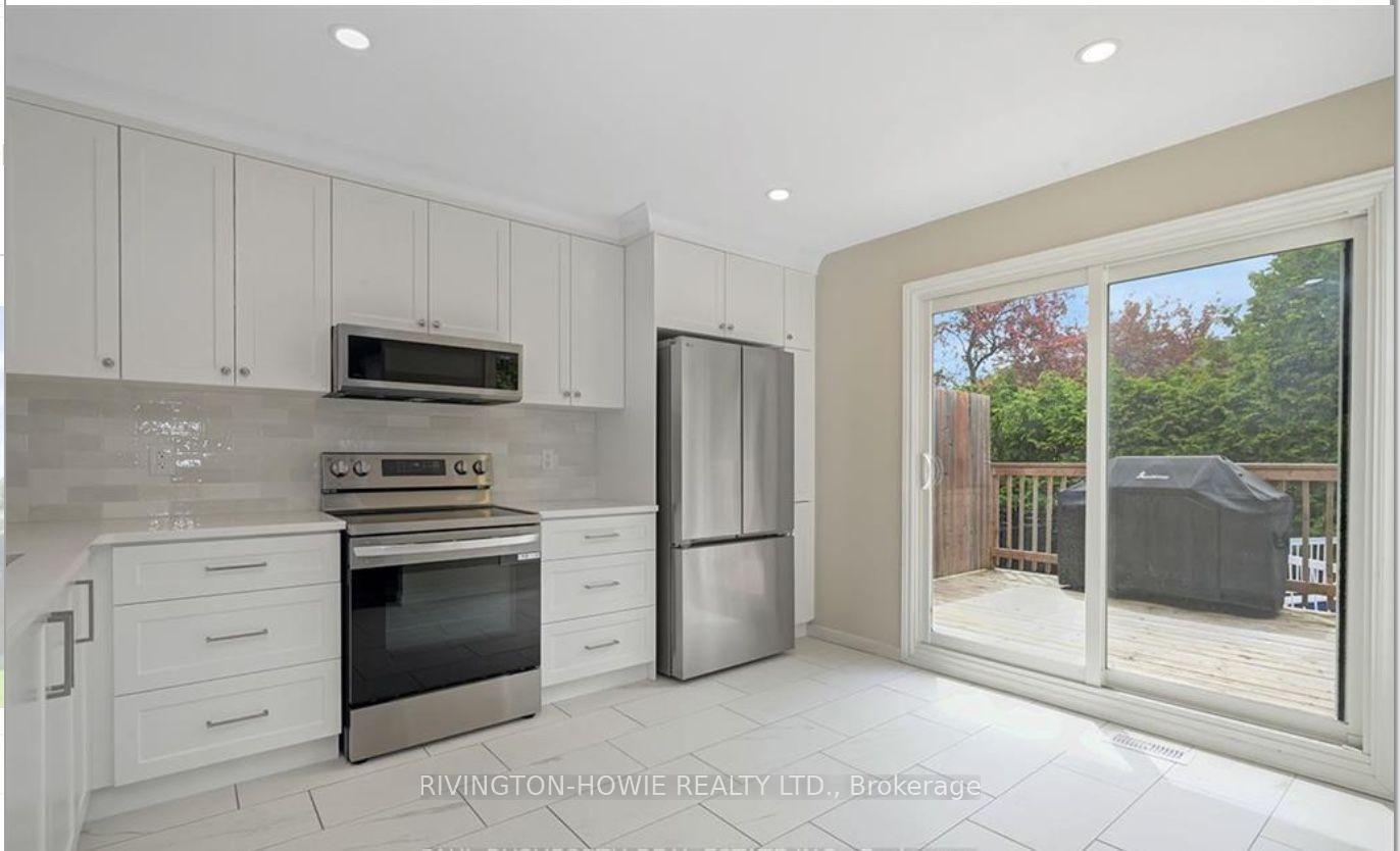 Photo 8 of 19 Wheeler Street S, Ottawa, Barrhaven - Cedargrove/Fraserdale — HOMEH
