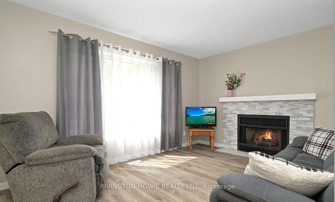 Photo 10 of 19 Wheeler Street S, Ottawa, Barrhaven - Cedargrove/Fraserdale — HOMEH