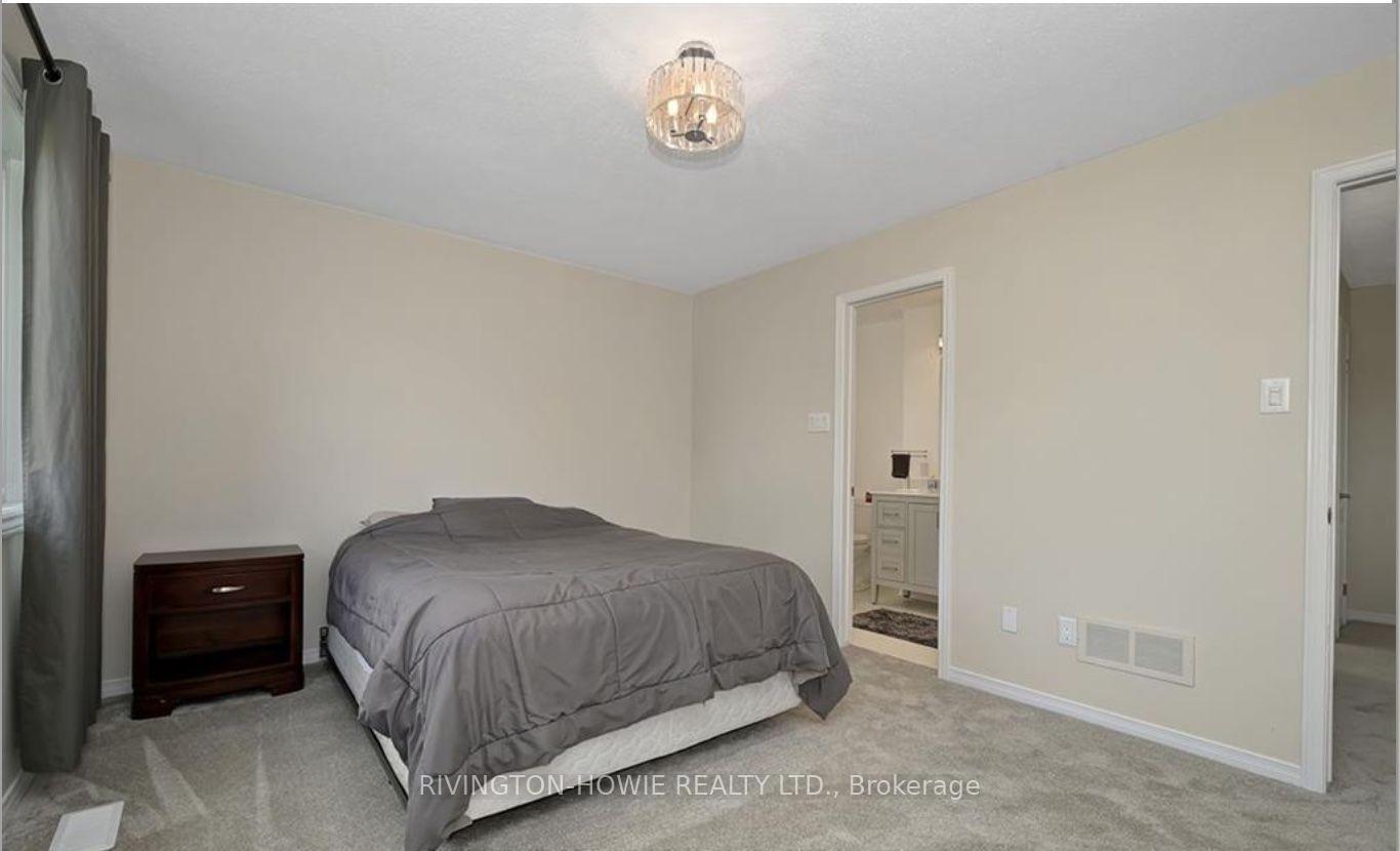 Photo 15 of 19 Wheeler Street S, Ottawa, Barrhaven - Cedargrove/Fraserdale — HOMEH
