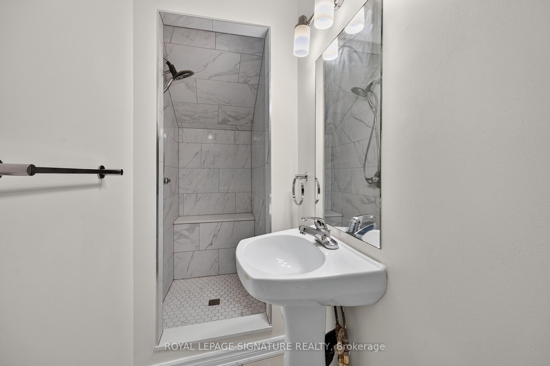 Photo 10 of Unit 4, 21 West Avenue S, Hamilton, Corktown — HOMEH