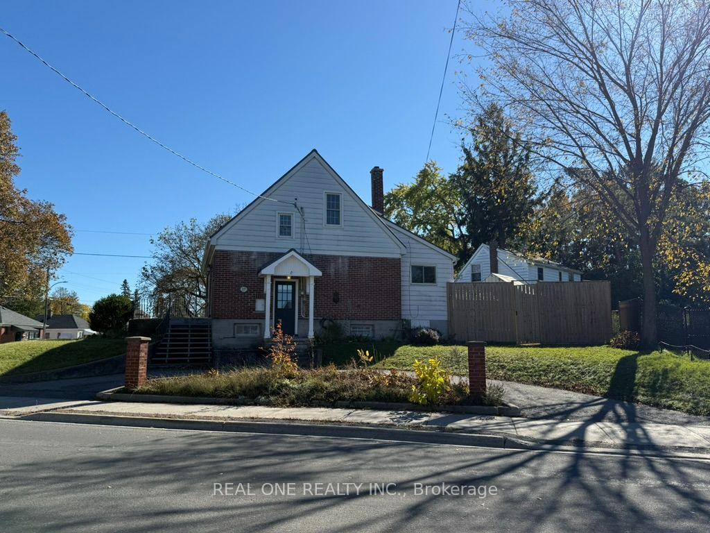 Photo 2 of 337 Victoria Avenue, Belleville, Belleville Ward — HOMEH