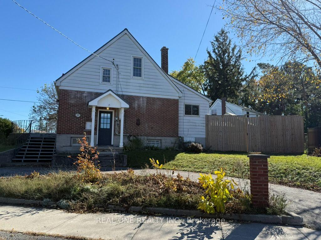 Photo 3 of 337 Victoria Avenue, Belleville, Belleville Ward — HOMEH