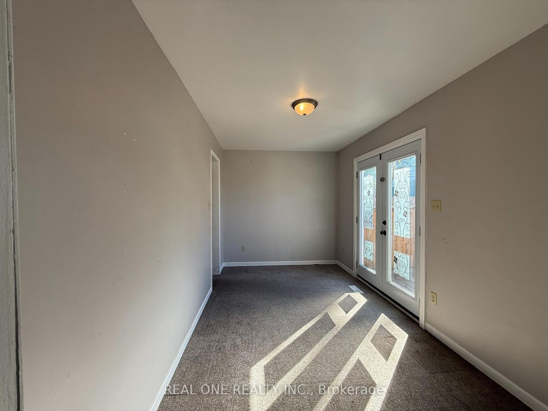 Photo 5 of 337 Victoria Avenue, Belleville, Belleville Ward — HOMEH