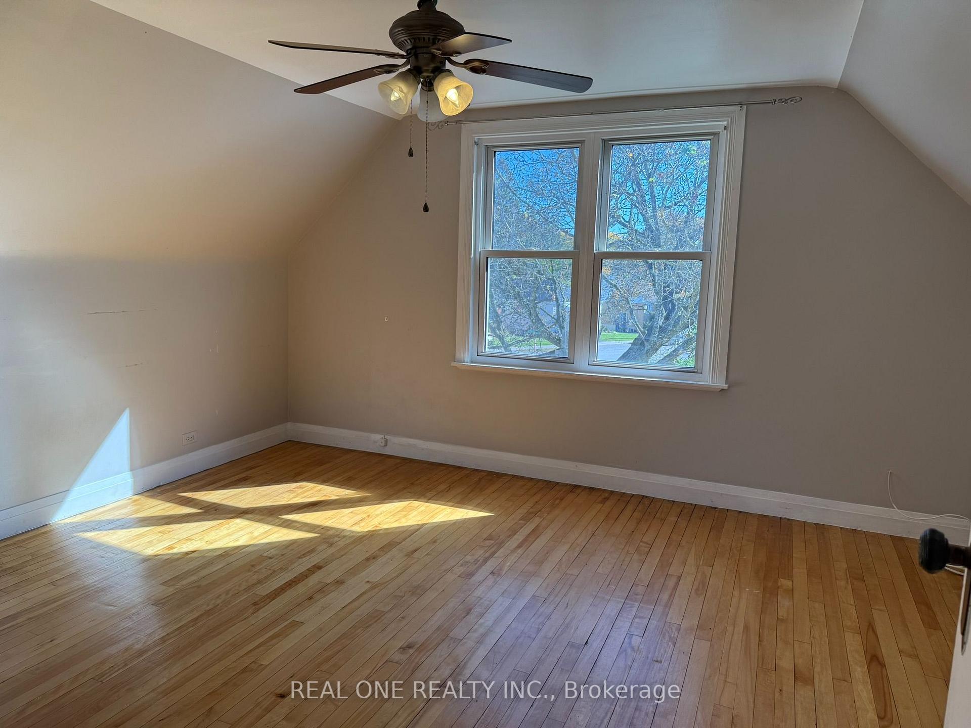 Photo 10 of 337 Victoria Avenue, Belleville, Belleville Ward — HOMEH