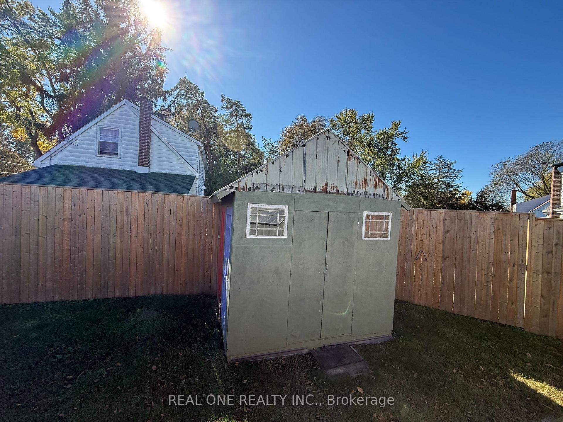Photo 20 of 337 Victoria Avenue, Belleville, Belleville Ward — HOMEH