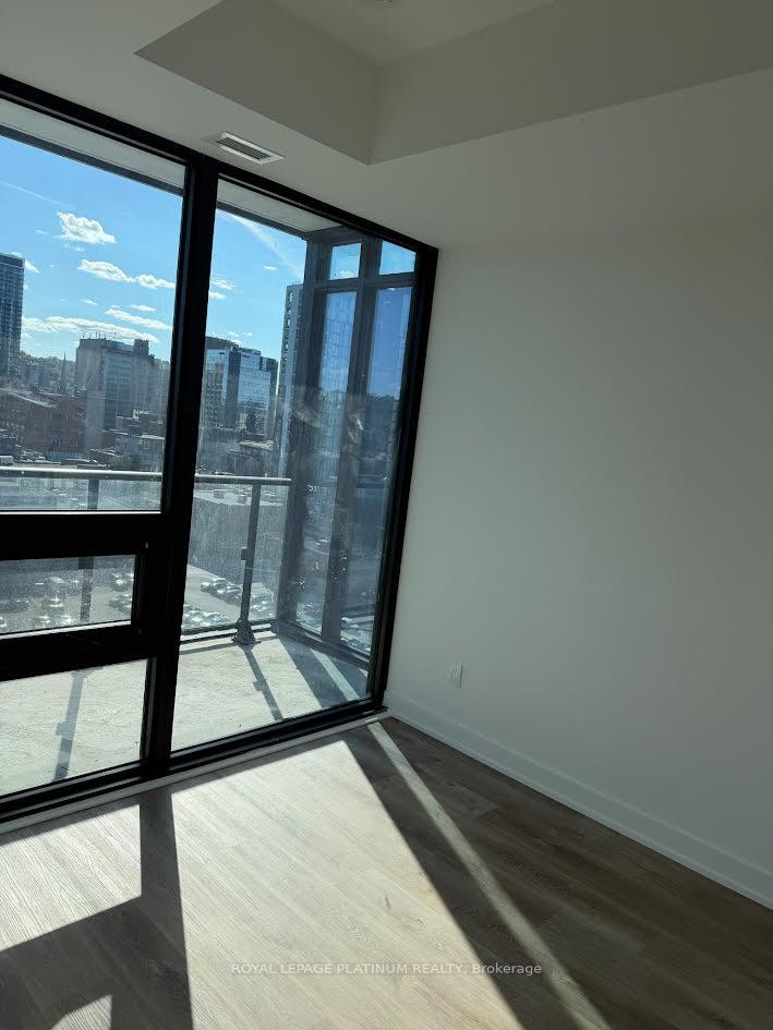 Photo 10 of Unit 1104, 91 John Street N, Hamilton, Beasley — HOMEH