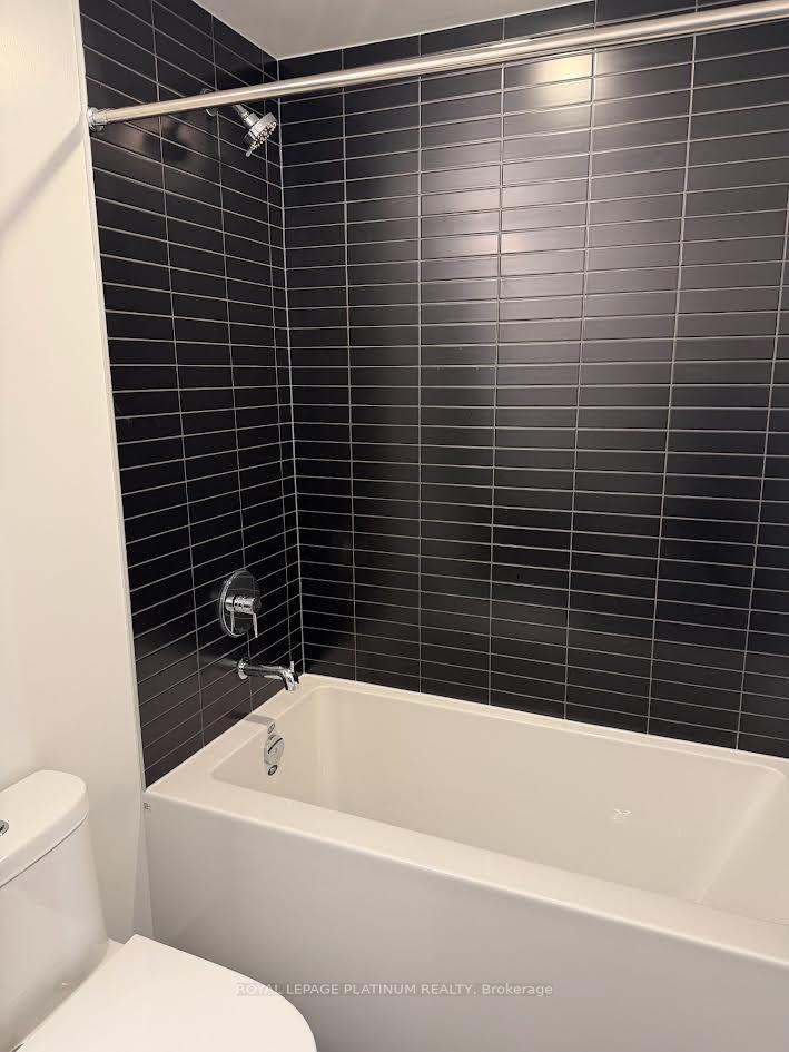 Photo 13 of Unit 1104, 91 John Street N, Hamilton, Beasley — HOMEH