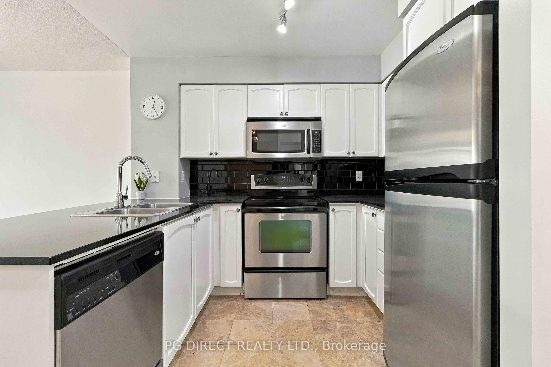 Photo of Unit 412, 231 Fort York Boulevard