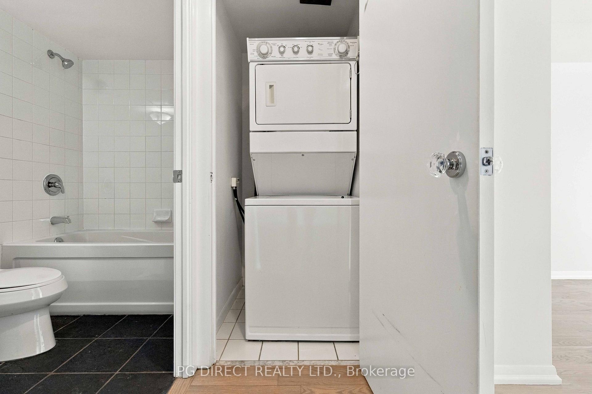 Photo 9 of Unit 412, 231 Fort York Boulevard, Toronto, Niagara — HOMEH