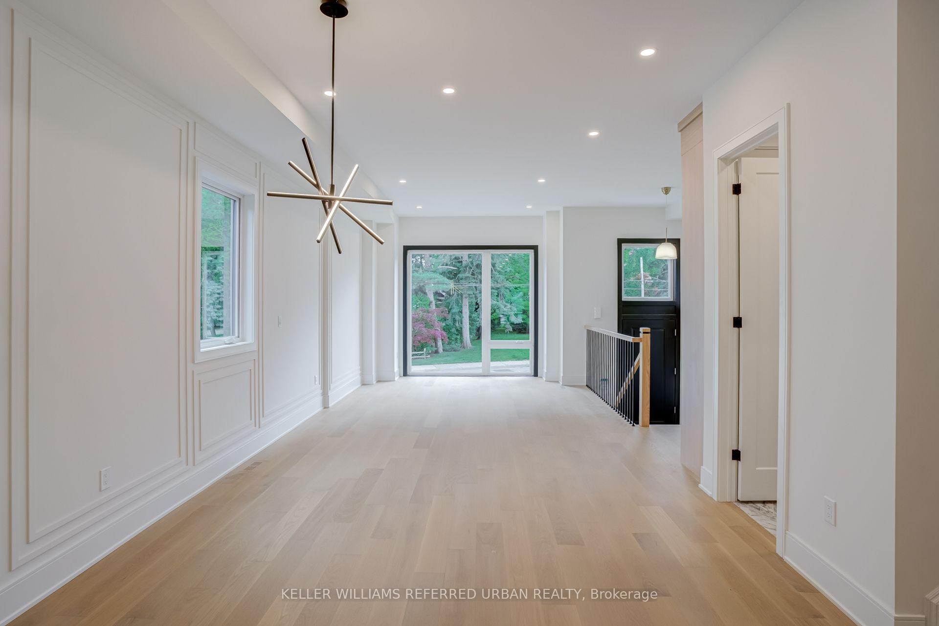 Photo 11 of 37 Wesley Avenue, Mississauga, Port Credit — HOMEH