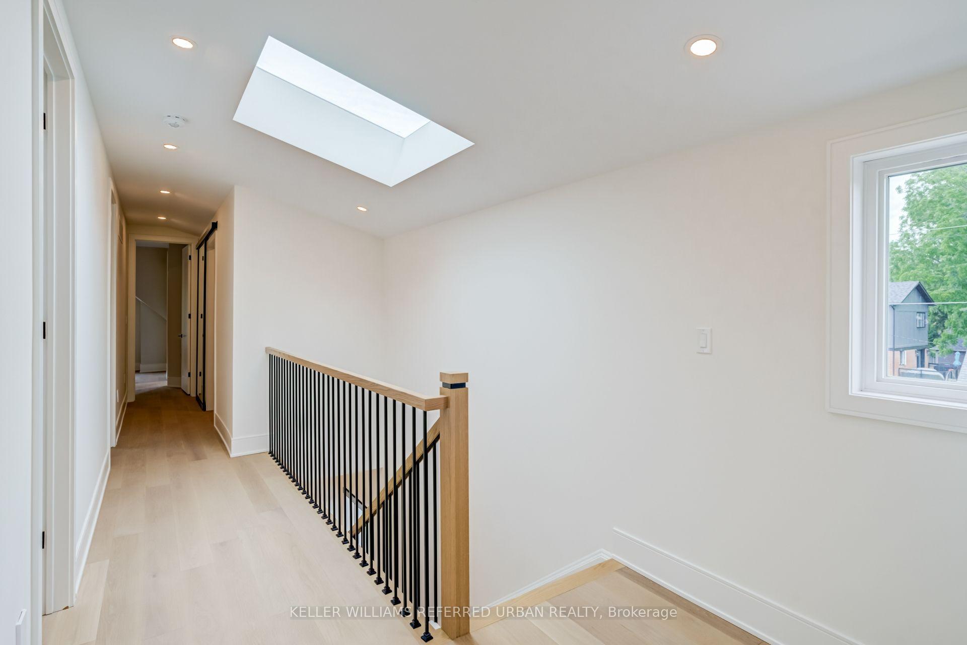 Photo 28 of 37 Wesley Avenue, Mississauga, Port Credit — HOMEH