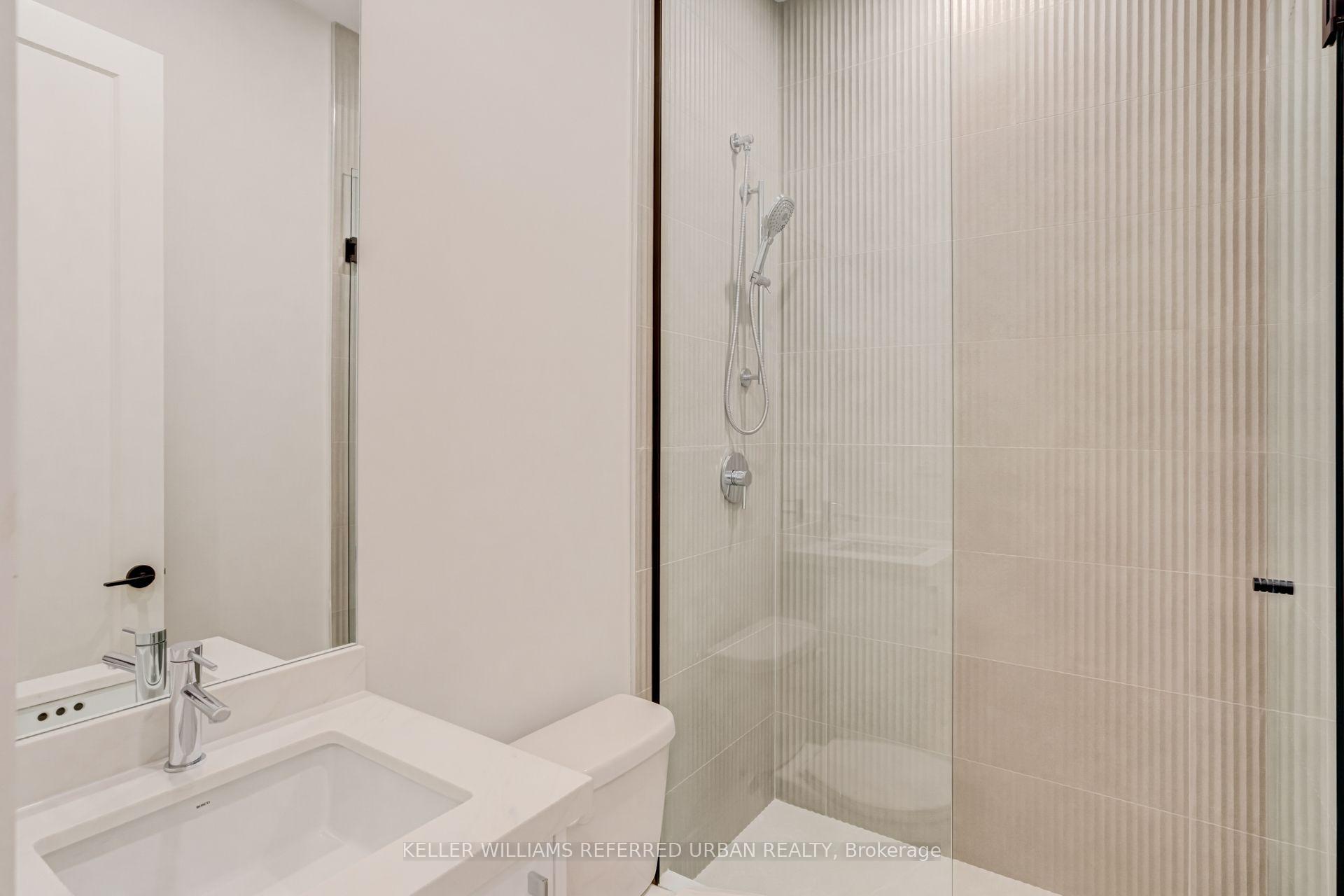 Photo 44 of 37 Wesley Avenue, Mississauga, Port Credit — HOMEH