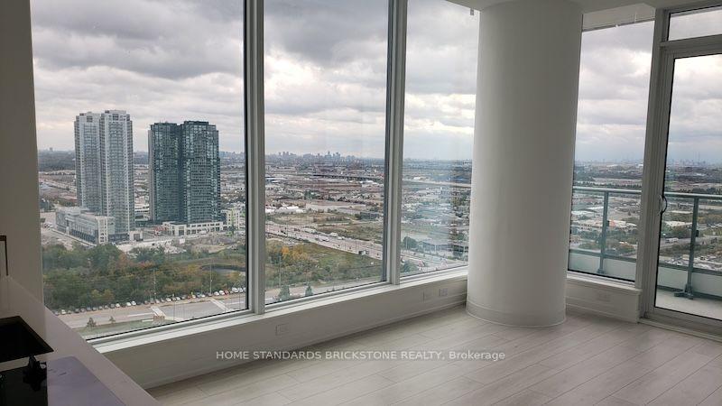 Photo 4 of Unit 3303, 5 Buttermill Avenue, Vaughan, Vaughan Corporate Centre — HOMEH
