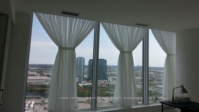 Photo 5 of Unit 3303, 5 Buttermill Avenue, Vaughan, Vaughan Corporate Centre — HOMEH